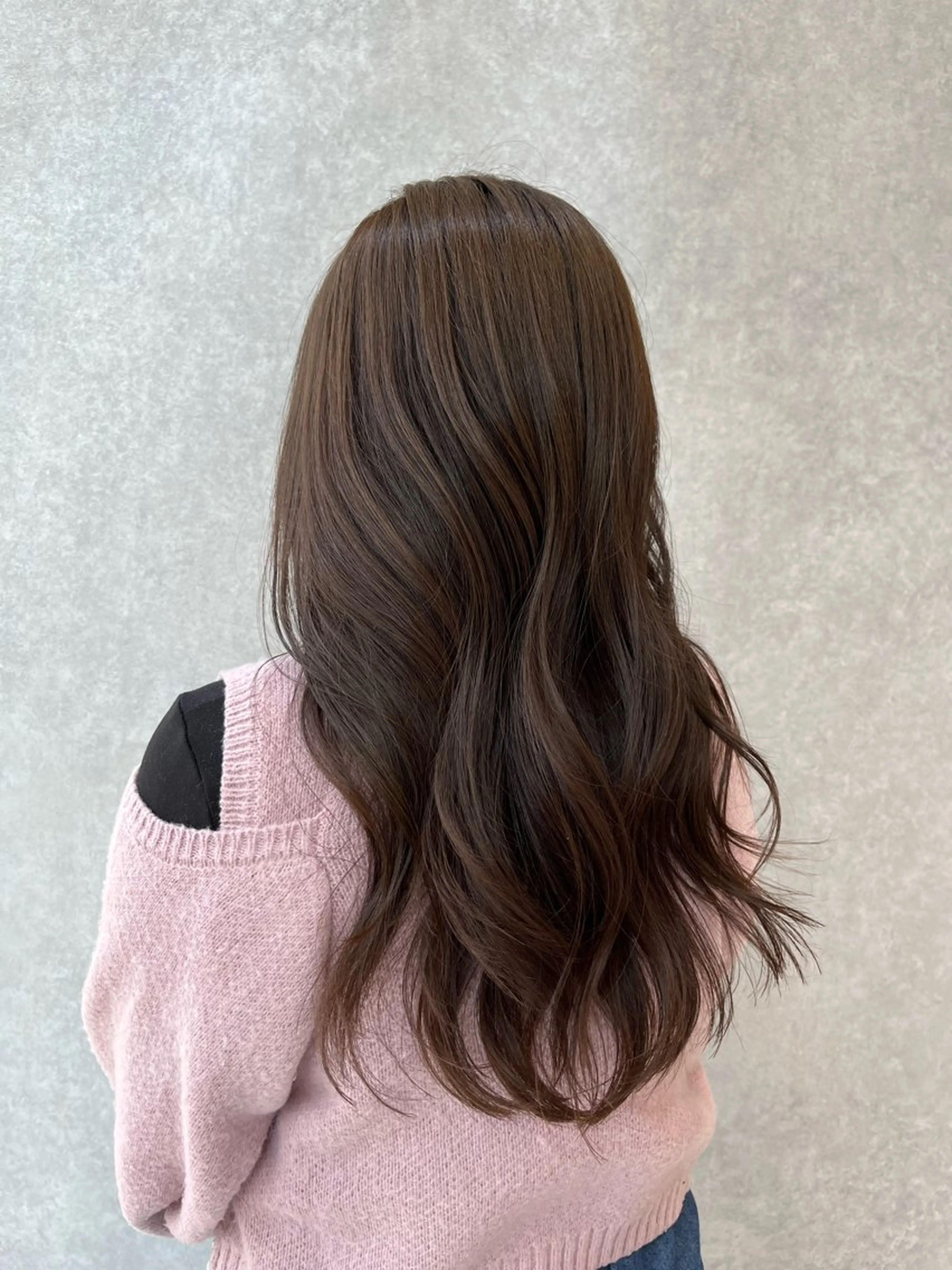 カラー 山下 由未佳のヘアスタイル