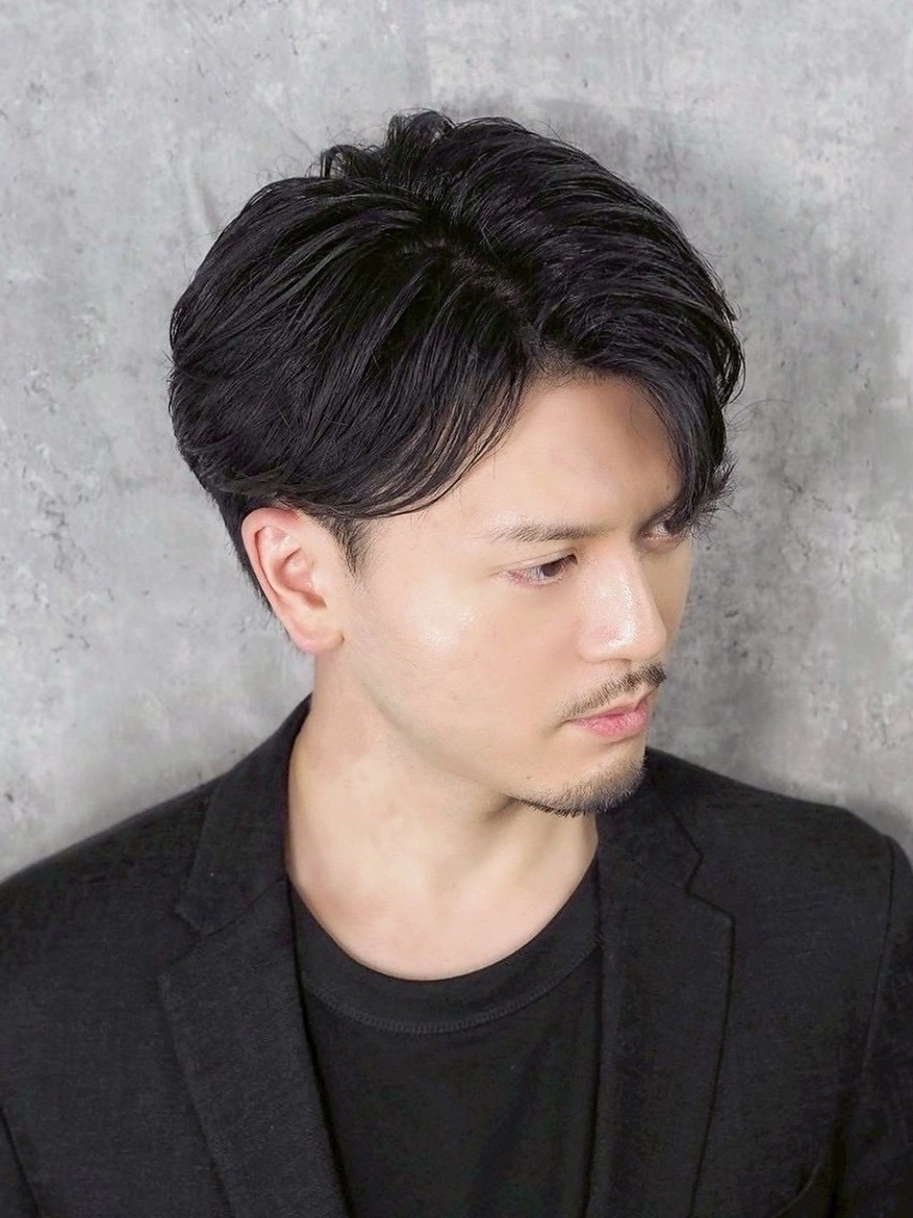 ミディアム パーマ 縮毛矯正 高崎 健司のヘアスタイル