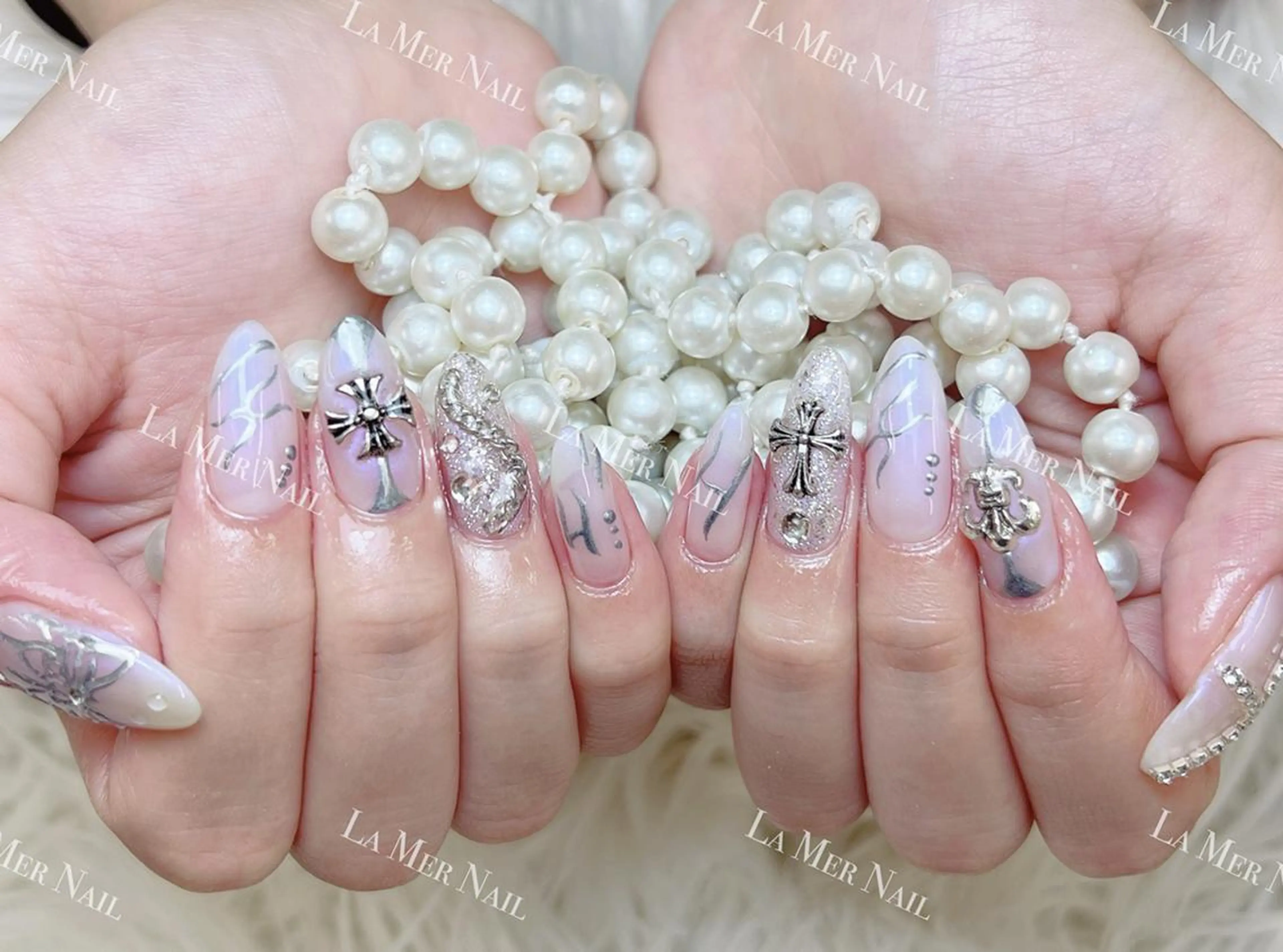 ネイル hikikibyee ♡のネイルデザイン