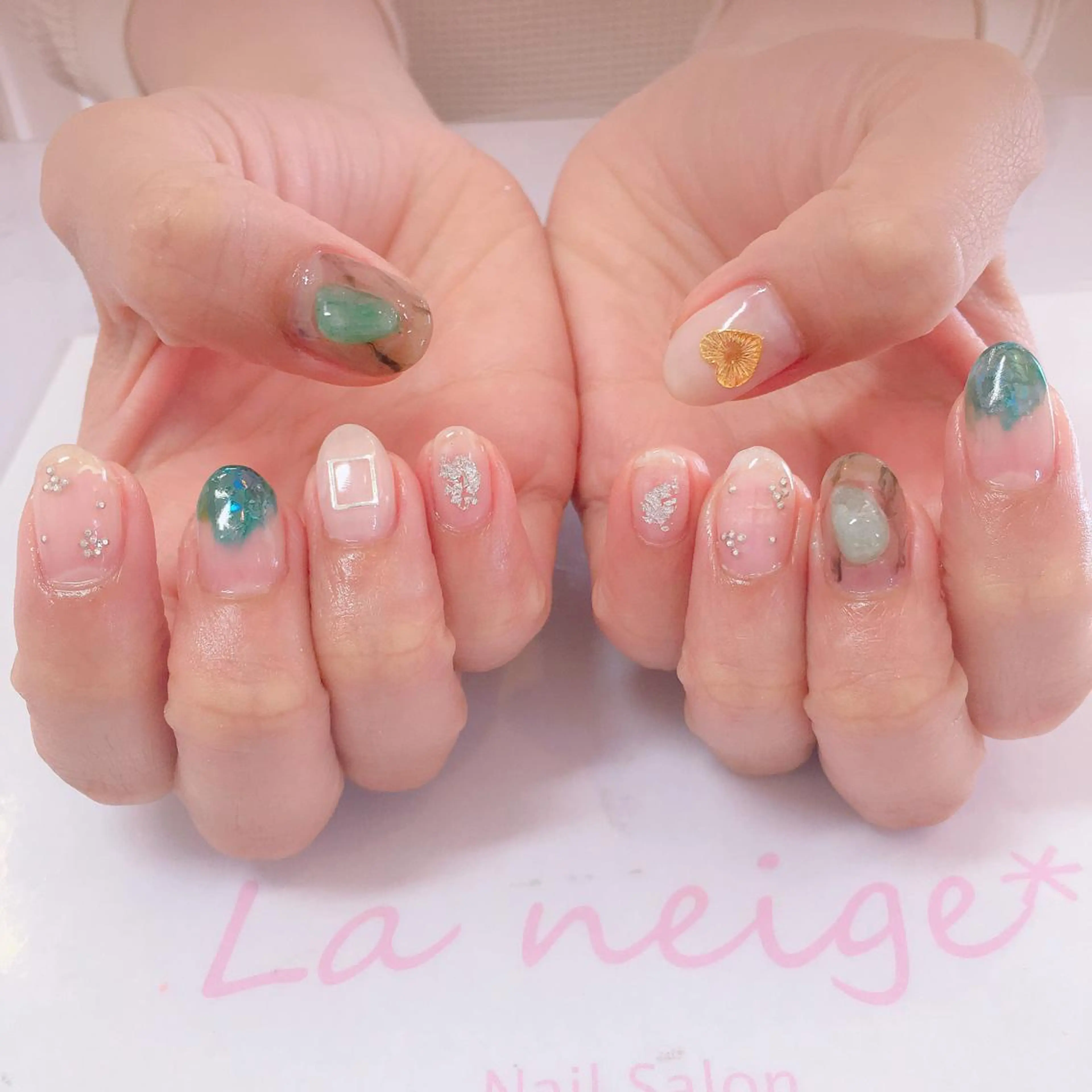 ネイル ハート La neige* yuki 🐩🌙のネイルデザイン