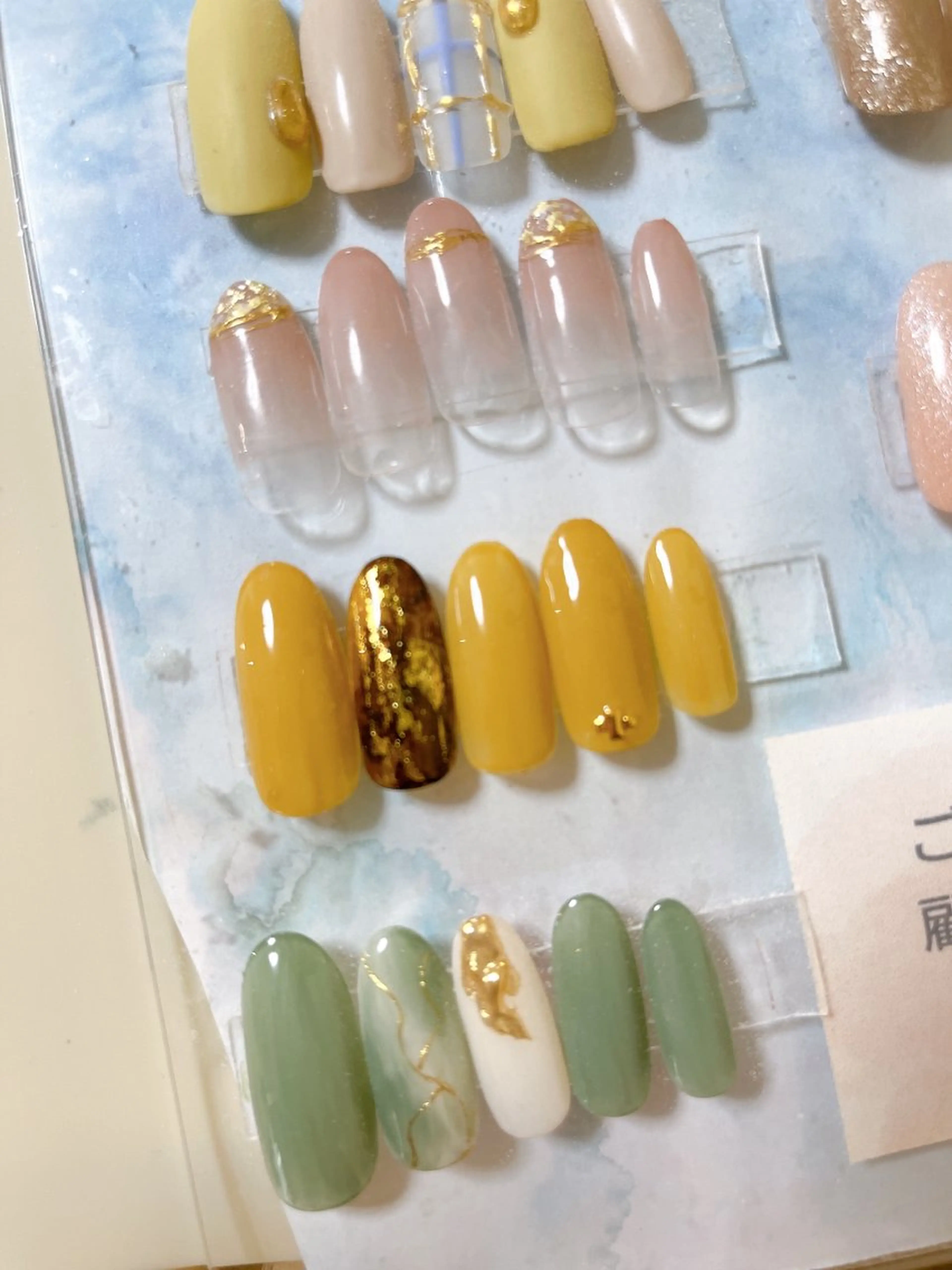 ネイル シンプルネイル ネイルチップ 秋好 悠のネイルデザイン