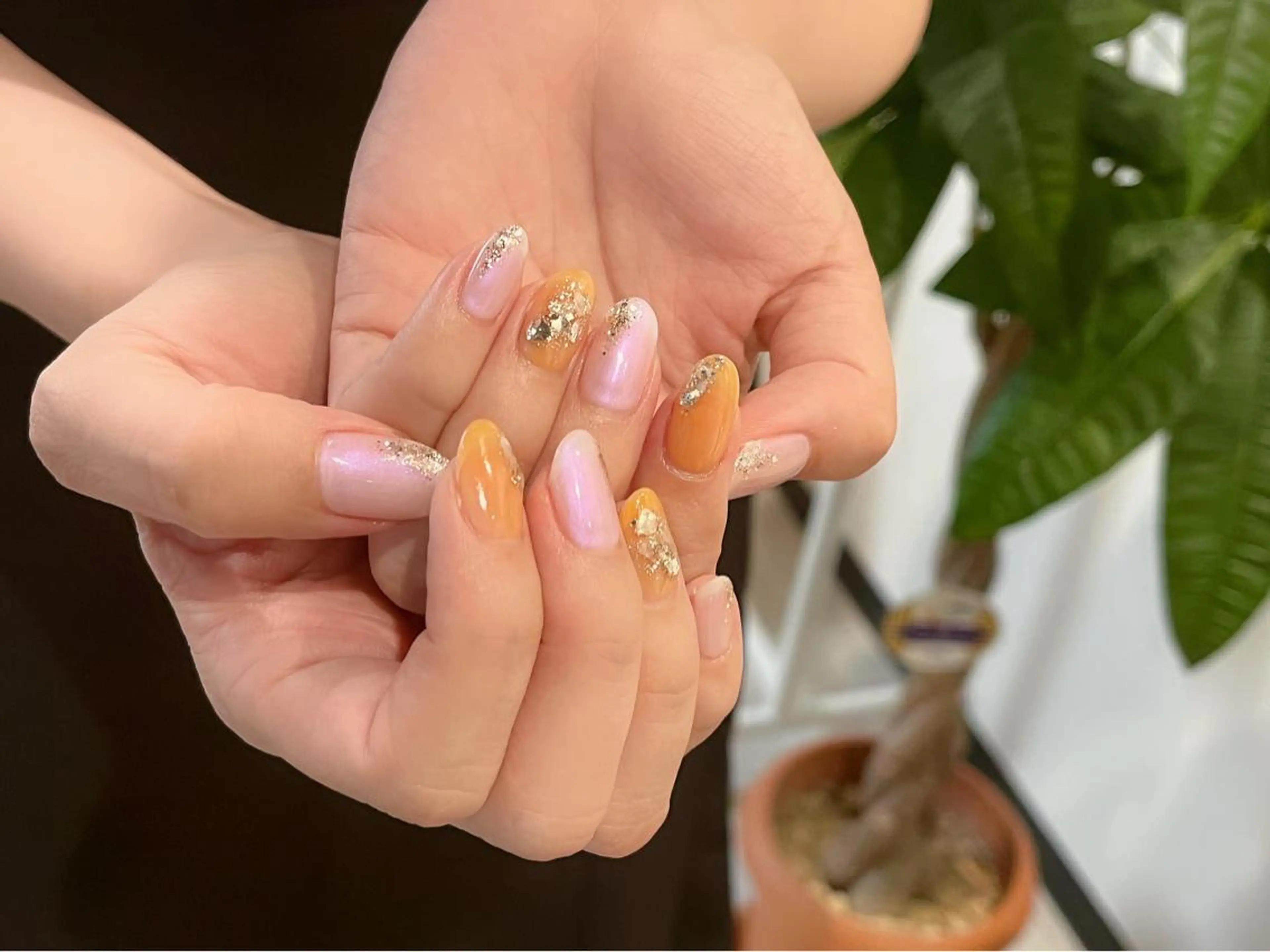 ネイル ハンドネイル Protea ❁⃘*.ﾟ清家 美穂のネイルデザイン