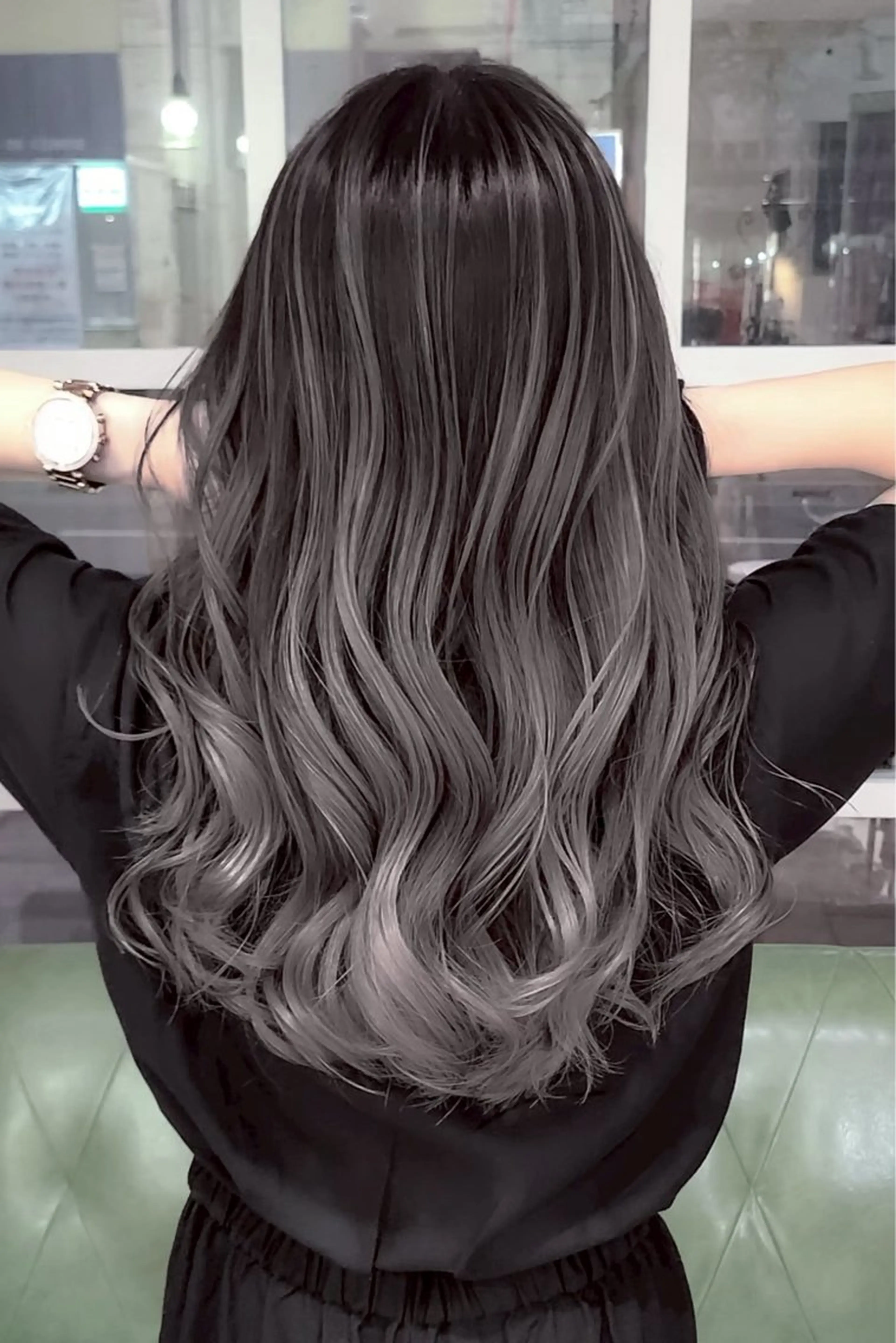 ロング カラー 小栗 柊翔のヘアスタイル