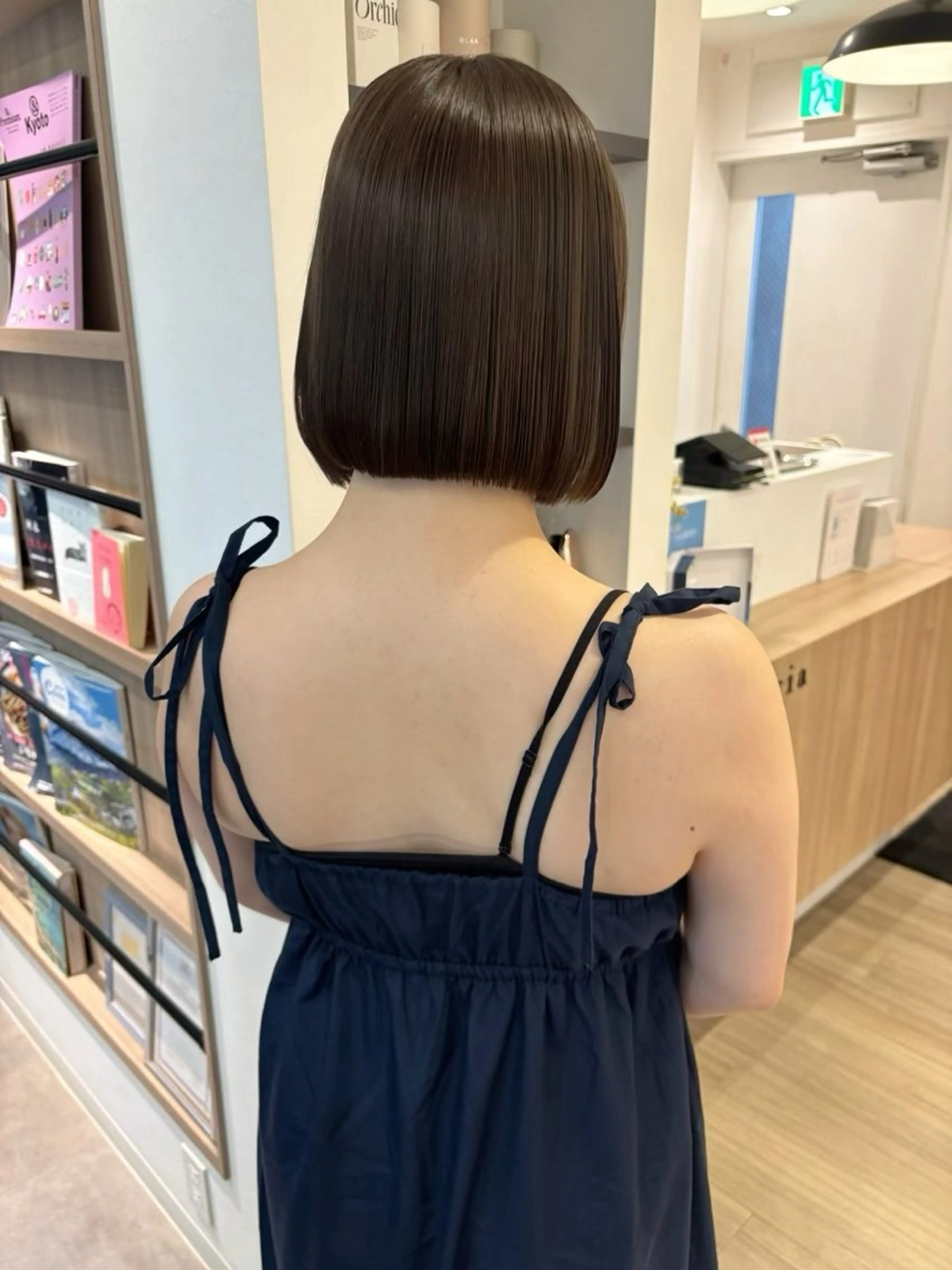 ショート カラー ベージュカラー イルミナカラー 髪質改善 ショートヘア モテ髪‎🫧赤み消し カラー表参道きょうこのヘアスタイル