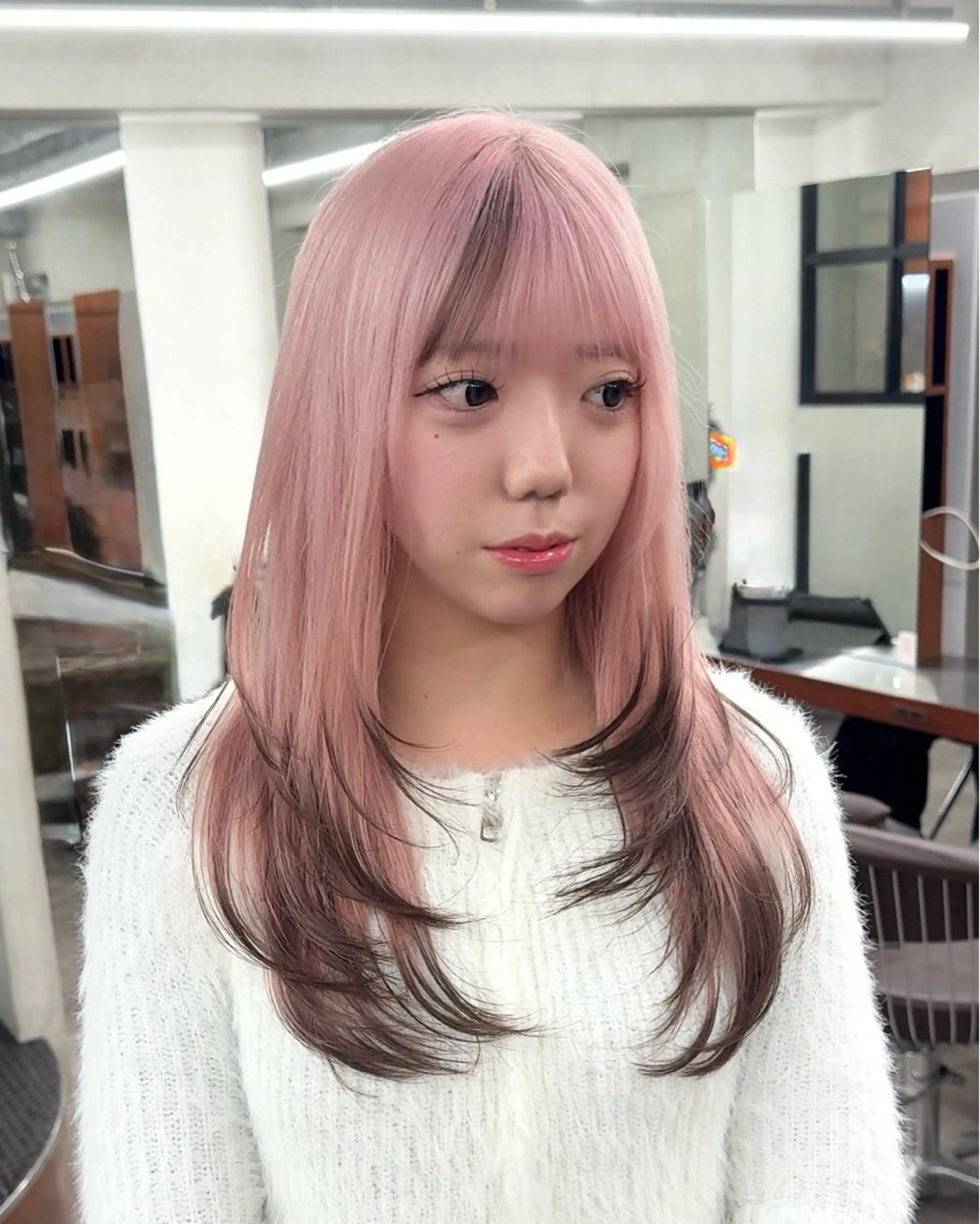 ロング カラー アッシュ ベージュカラー ブリーチ ケアブリーチ ダブルカラー カット ヘアカラー トリートメント ブリーチ　ハイトーン 特化🌈フジタハルキのヘアスタイル