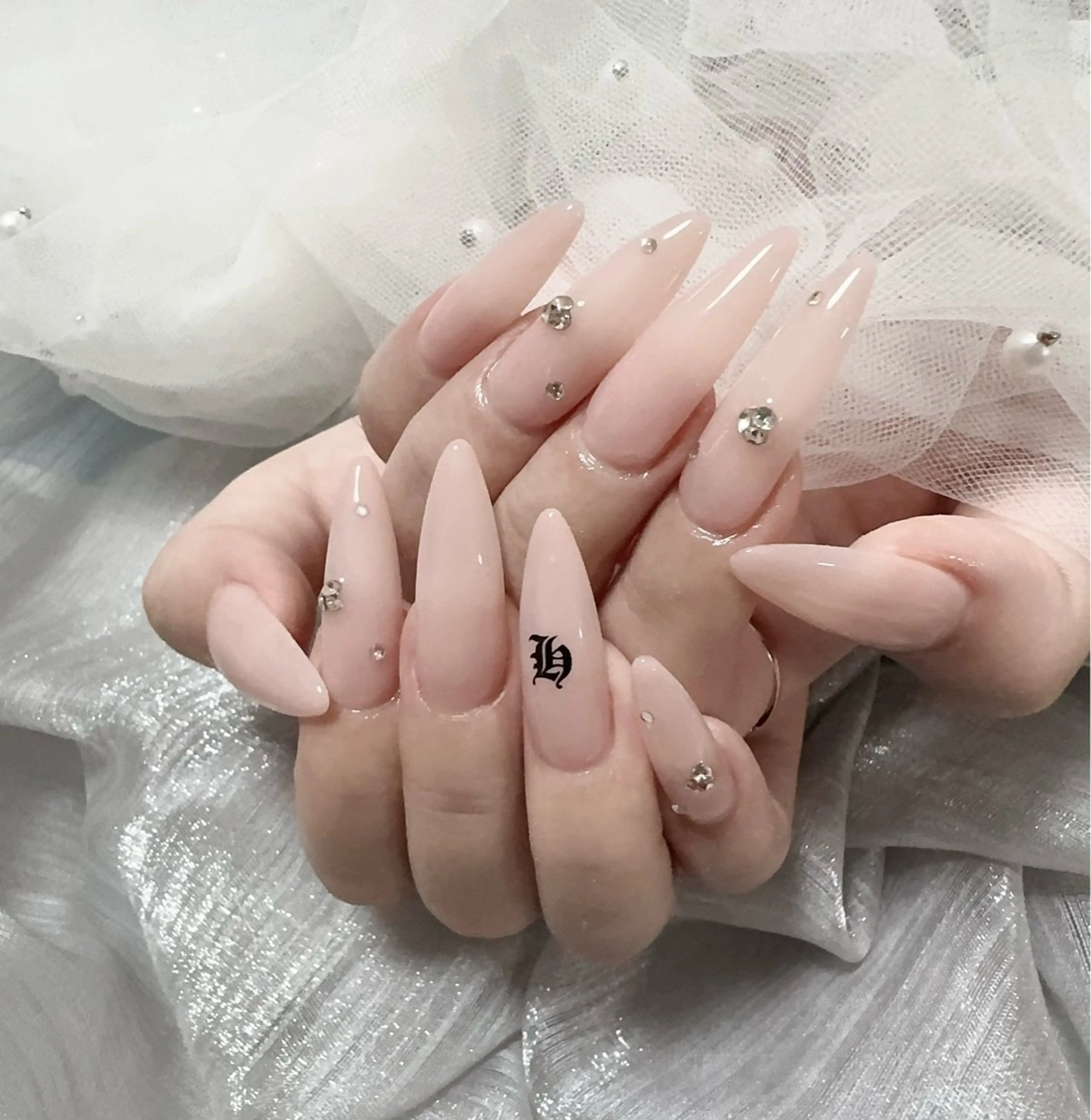 ネイル ハンドネイル ＆ME アンドミーのネイルデザイン