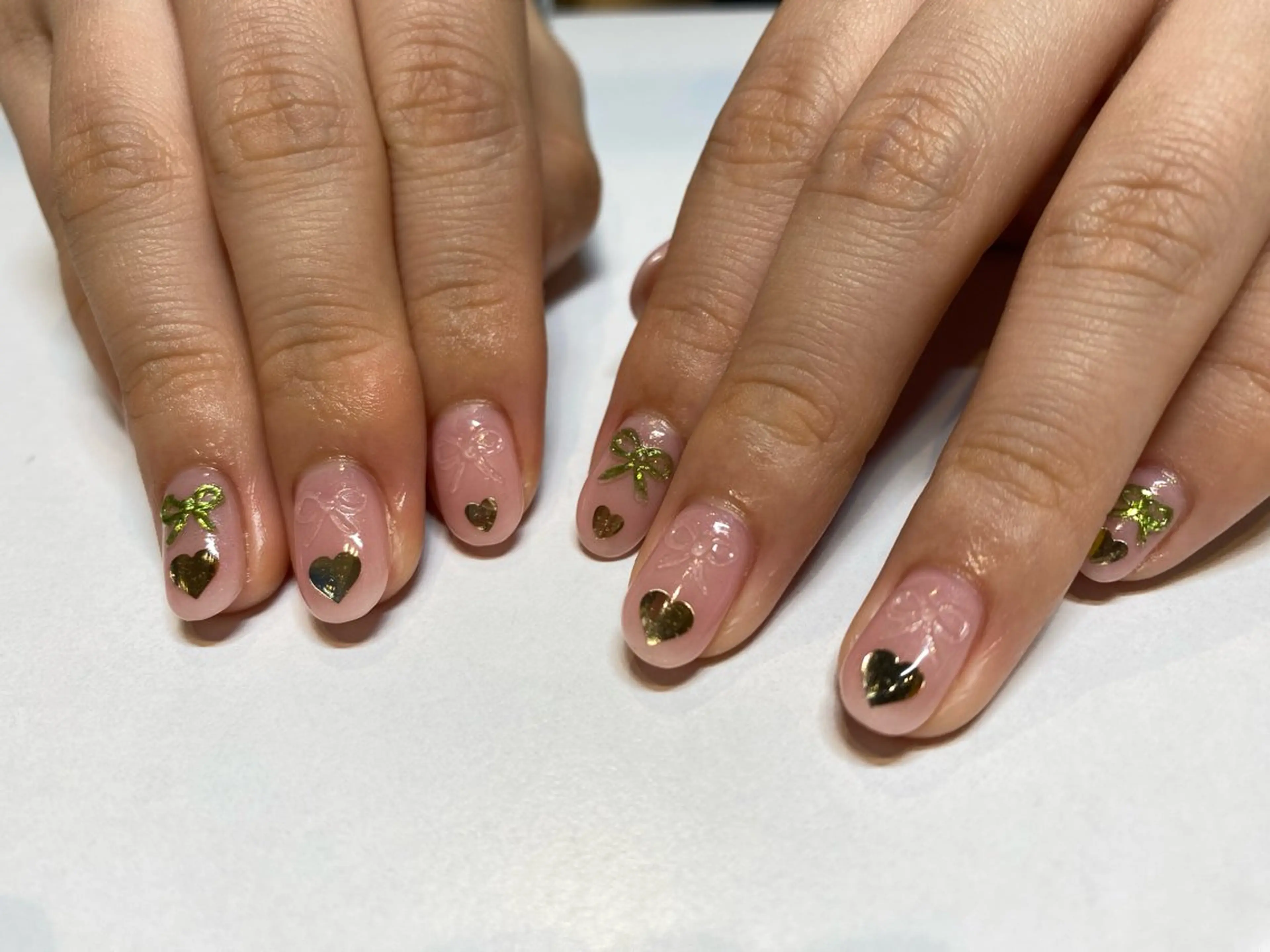 ネイル クリアネイル ぷっくりネイル リボン ハンドネイル 表参道colore店 REICAのネイルデザイン