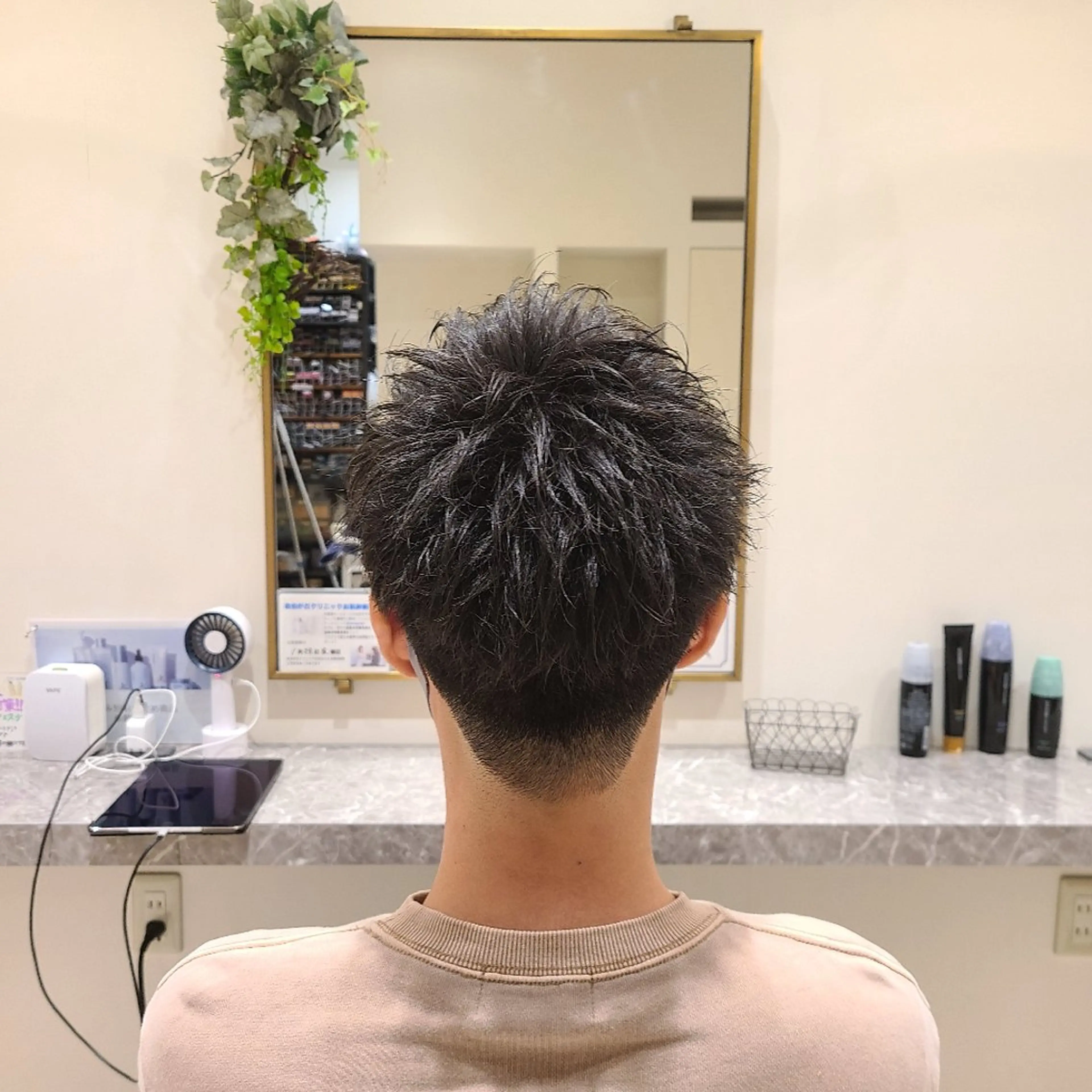 ショート メンズ カット トリートメント 中井 啓悟のヘアスタイル