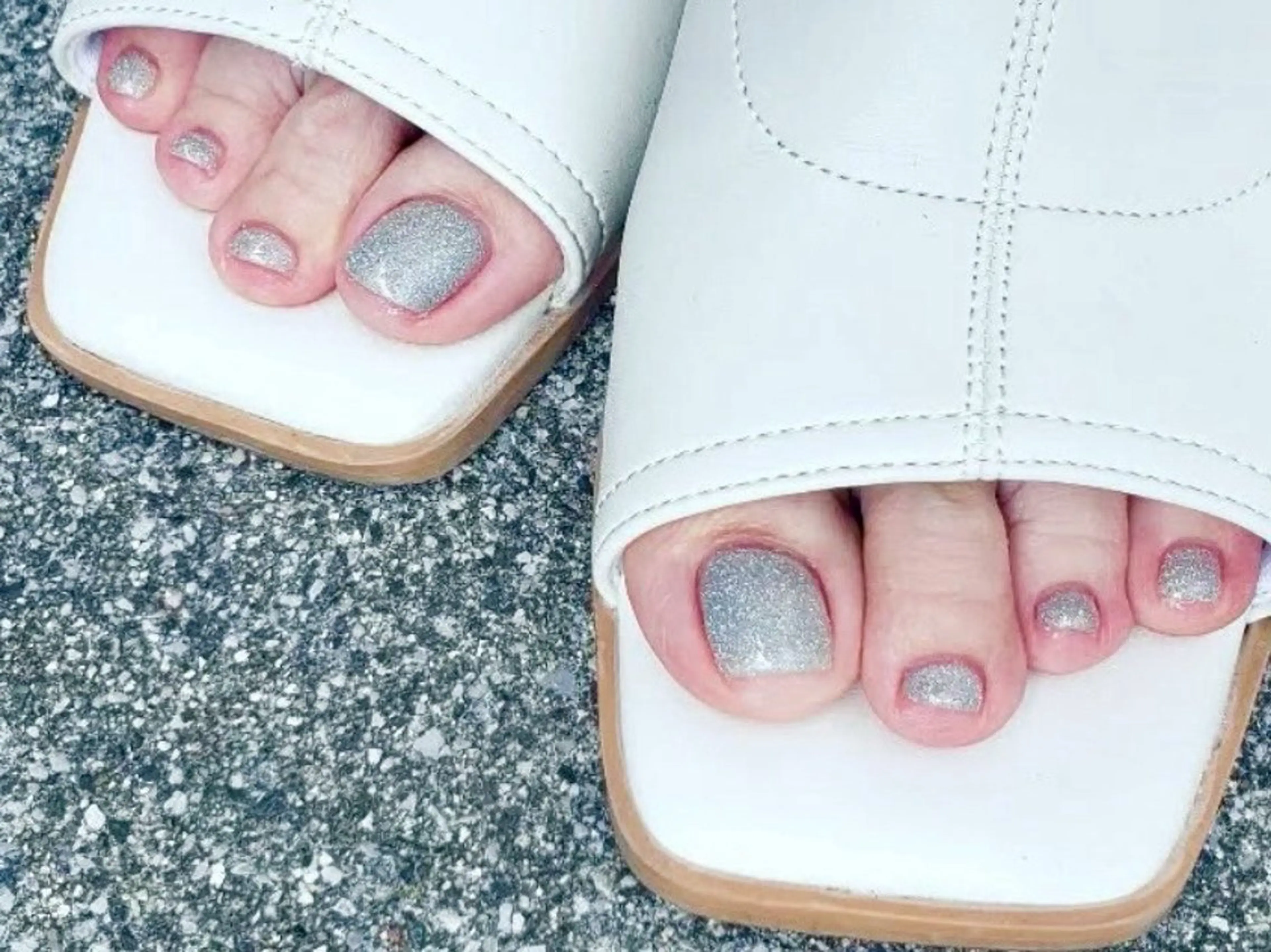 ネイル 渋谷 怜奈のネイルデザイン