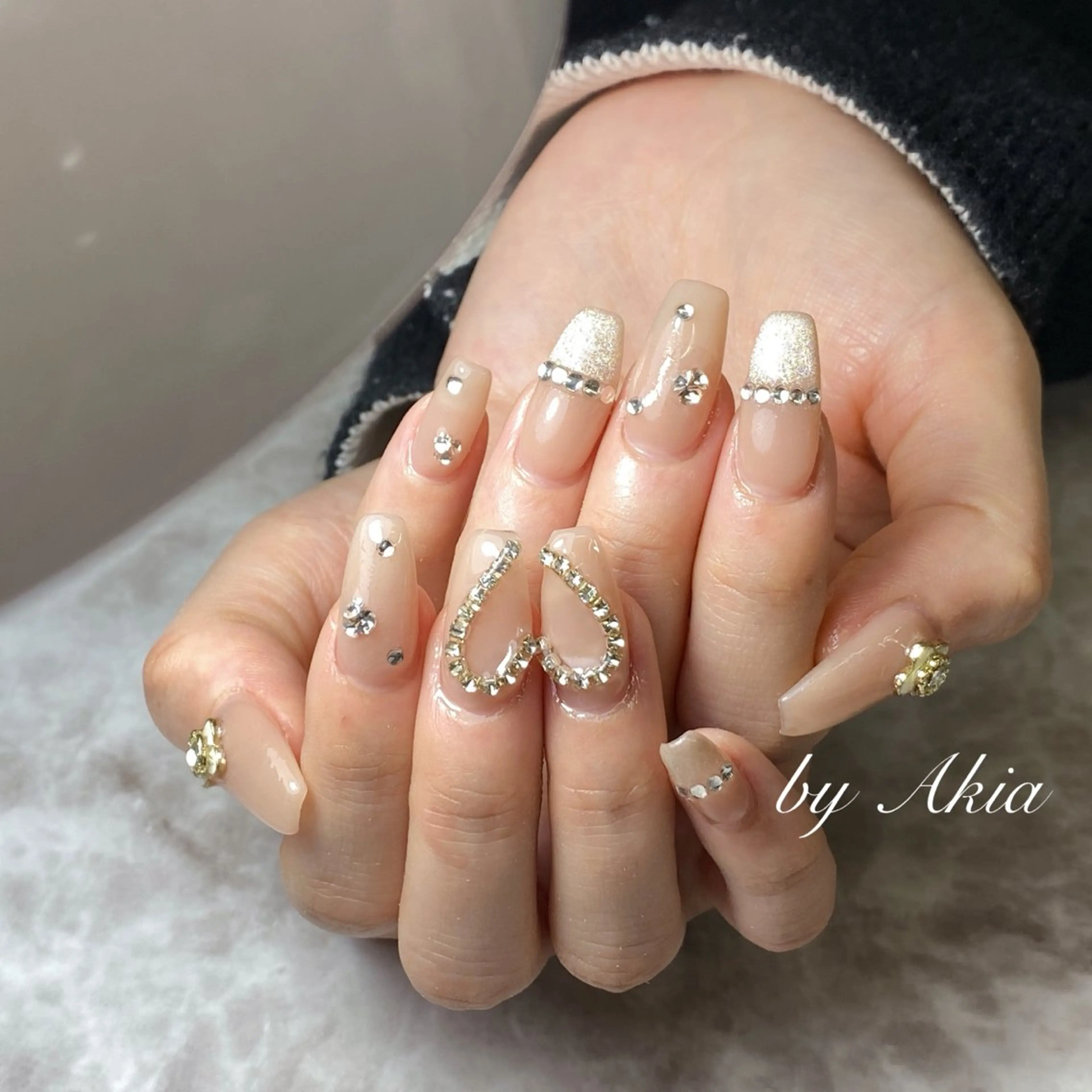 🉐チップ長さ出し10本⭐️持ち込みデザイン６本まで🎀初回オフ無料の写真