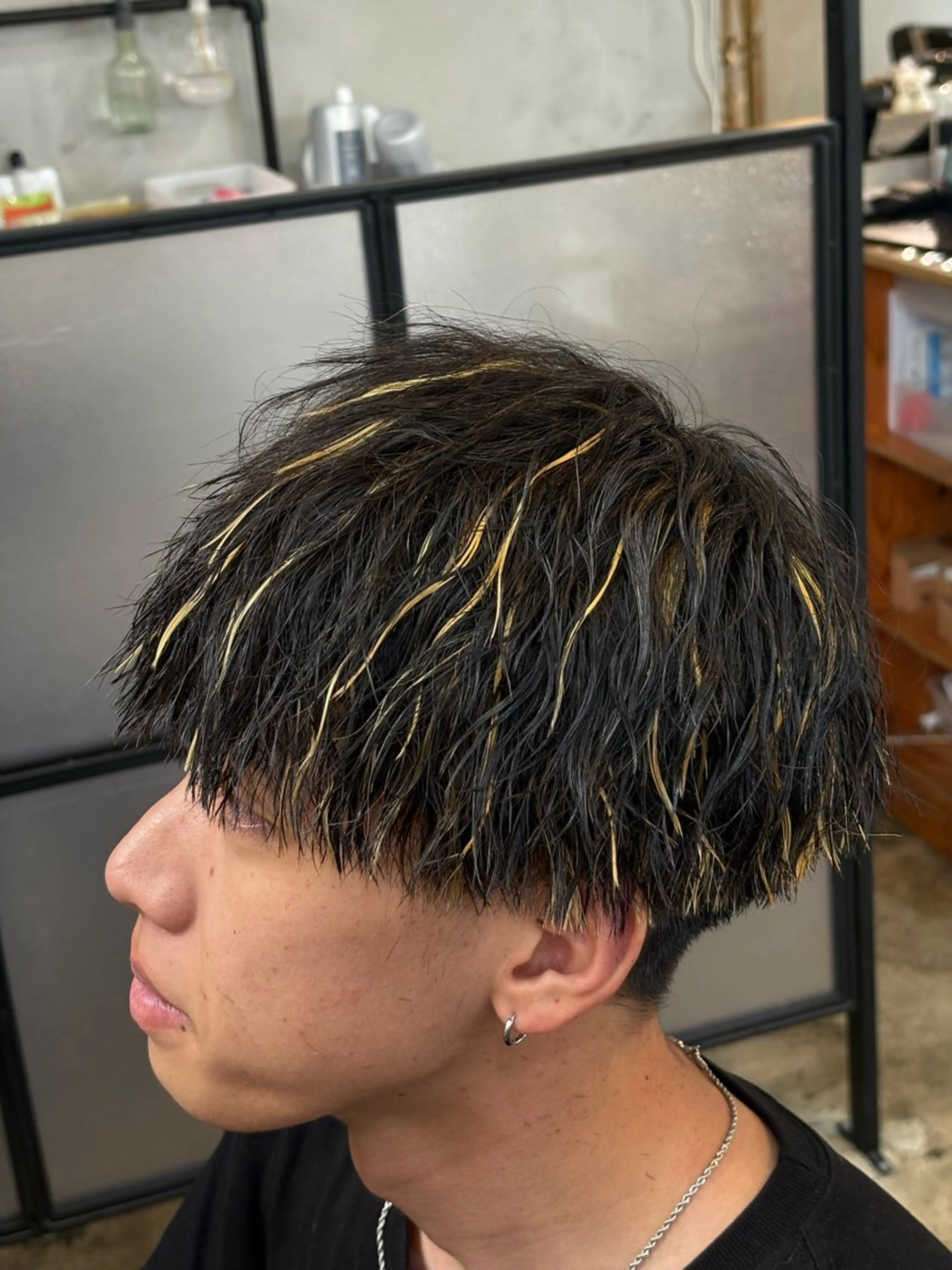 ミディアム カラー パーマ メンズサロン soshiのヘアスタイル