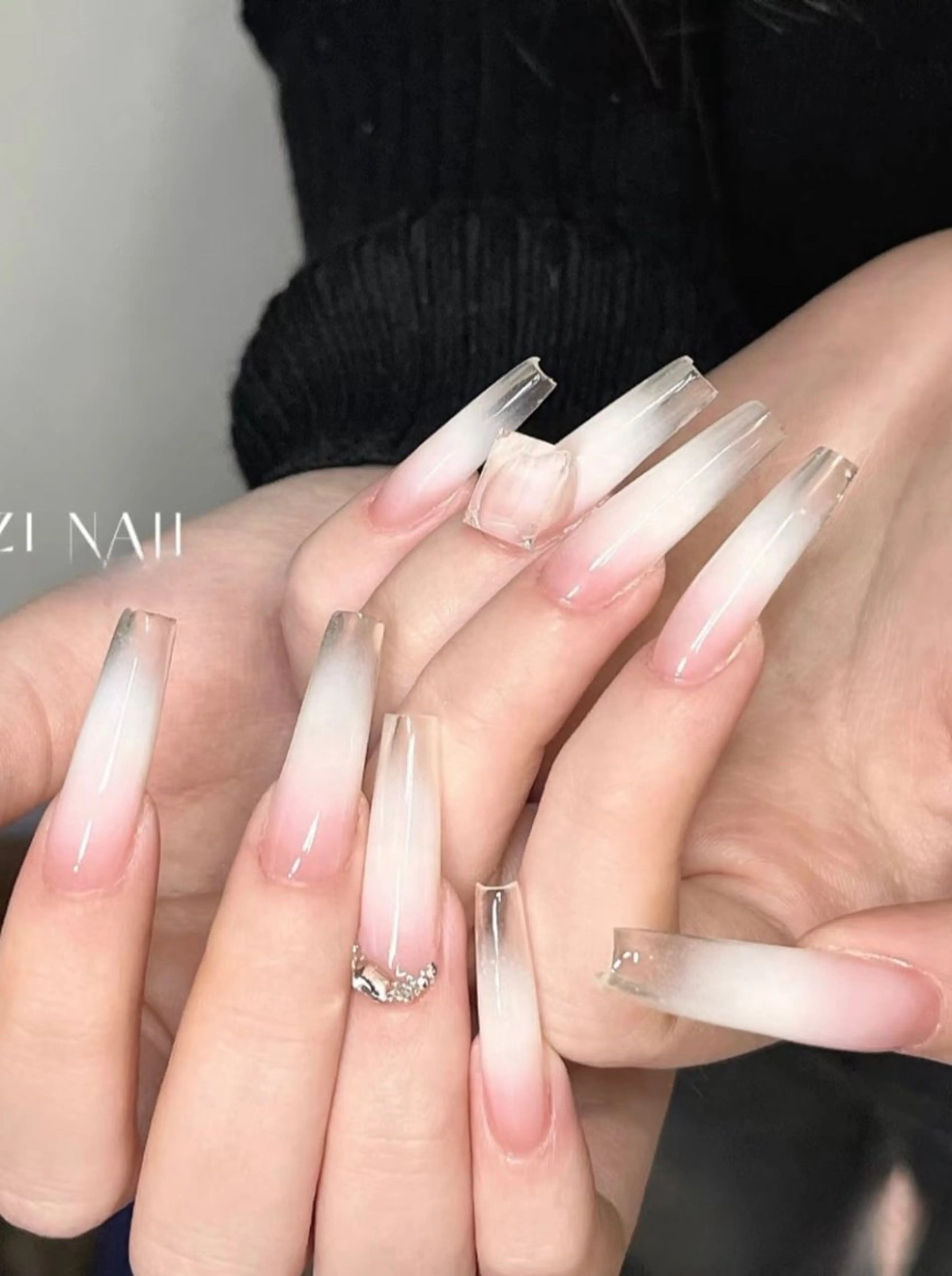 ネイル AND Nail 長さだし専門店のネイルデザイン