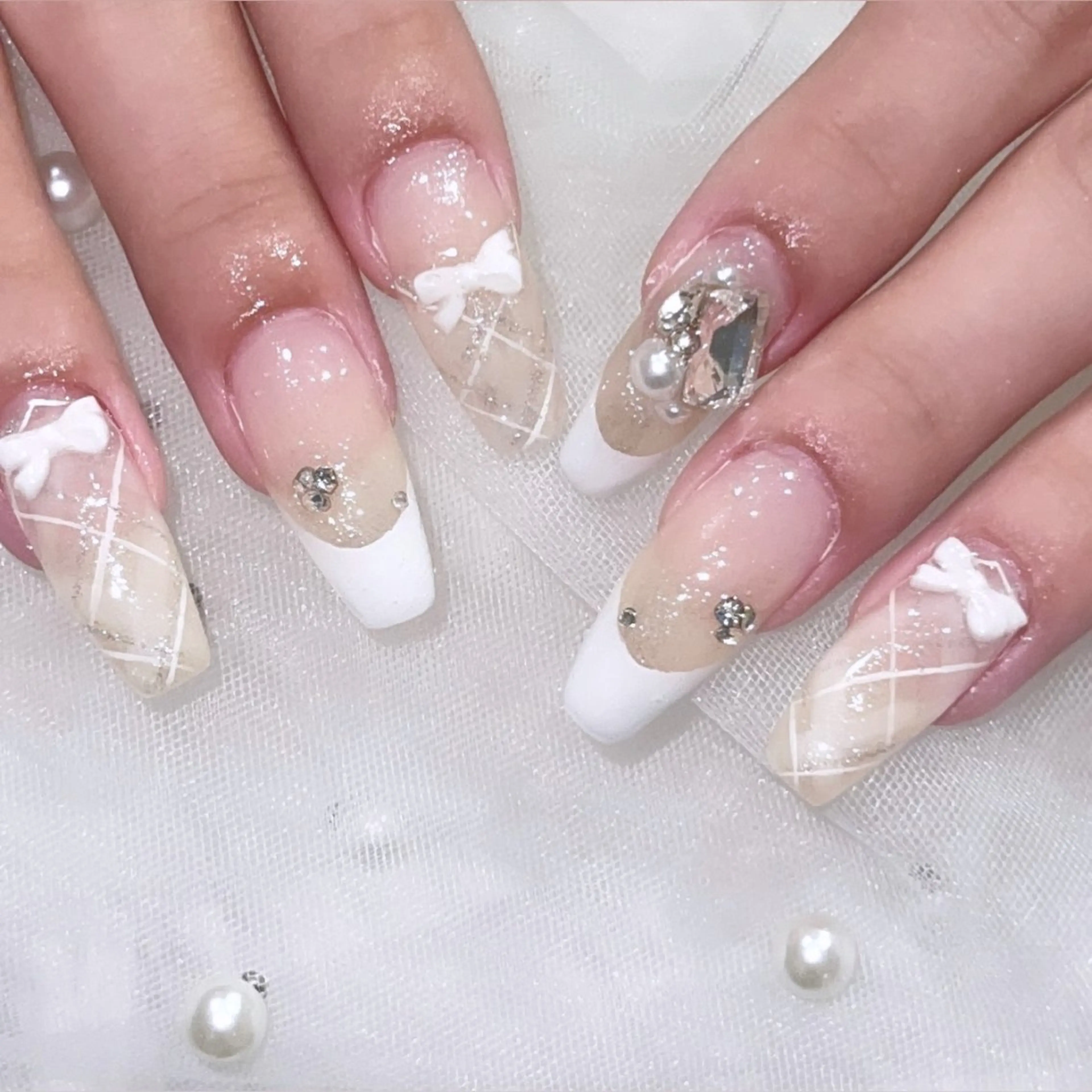 ネイル ハンドネイル 🧁fein. nana🩵のネイルデザイン