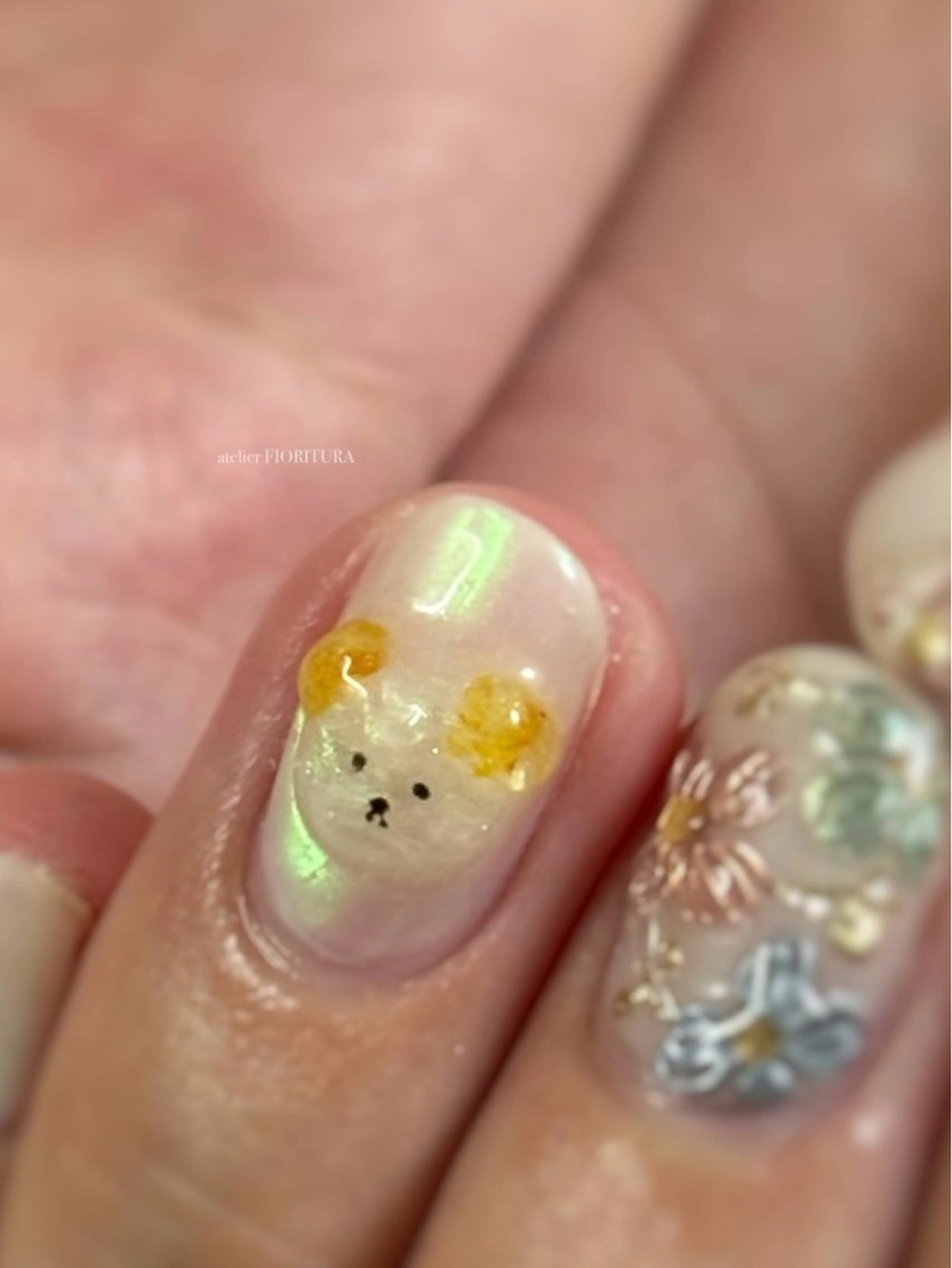 ネイル ハンドネイル FIORITURA Maikoのネイルデザイン