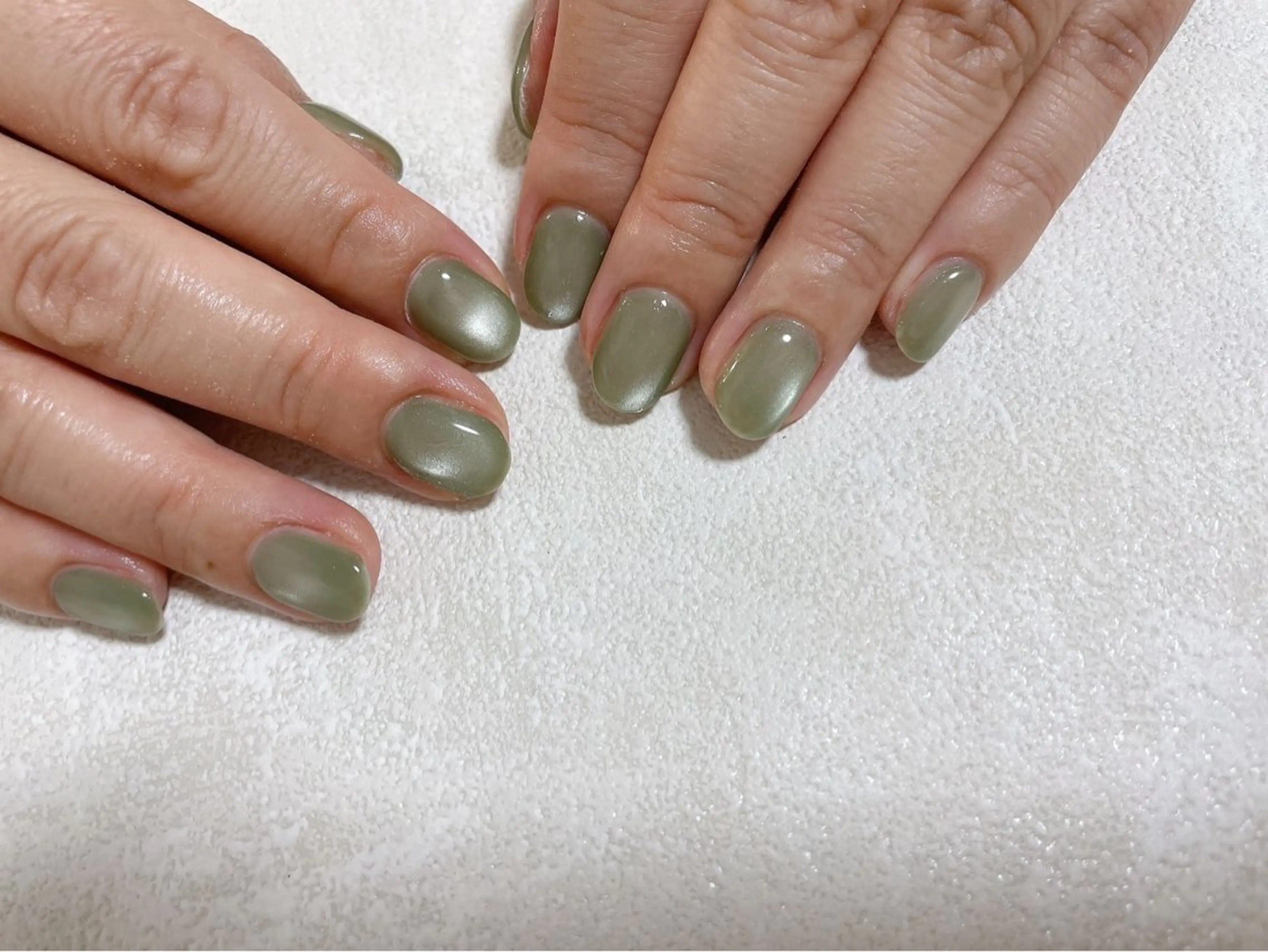 ネイル オーロラネイル フットネイル フレンチネイル ジェルネイル マグネットネイル ハンドネイル mogunail &blowのネイルデザイン