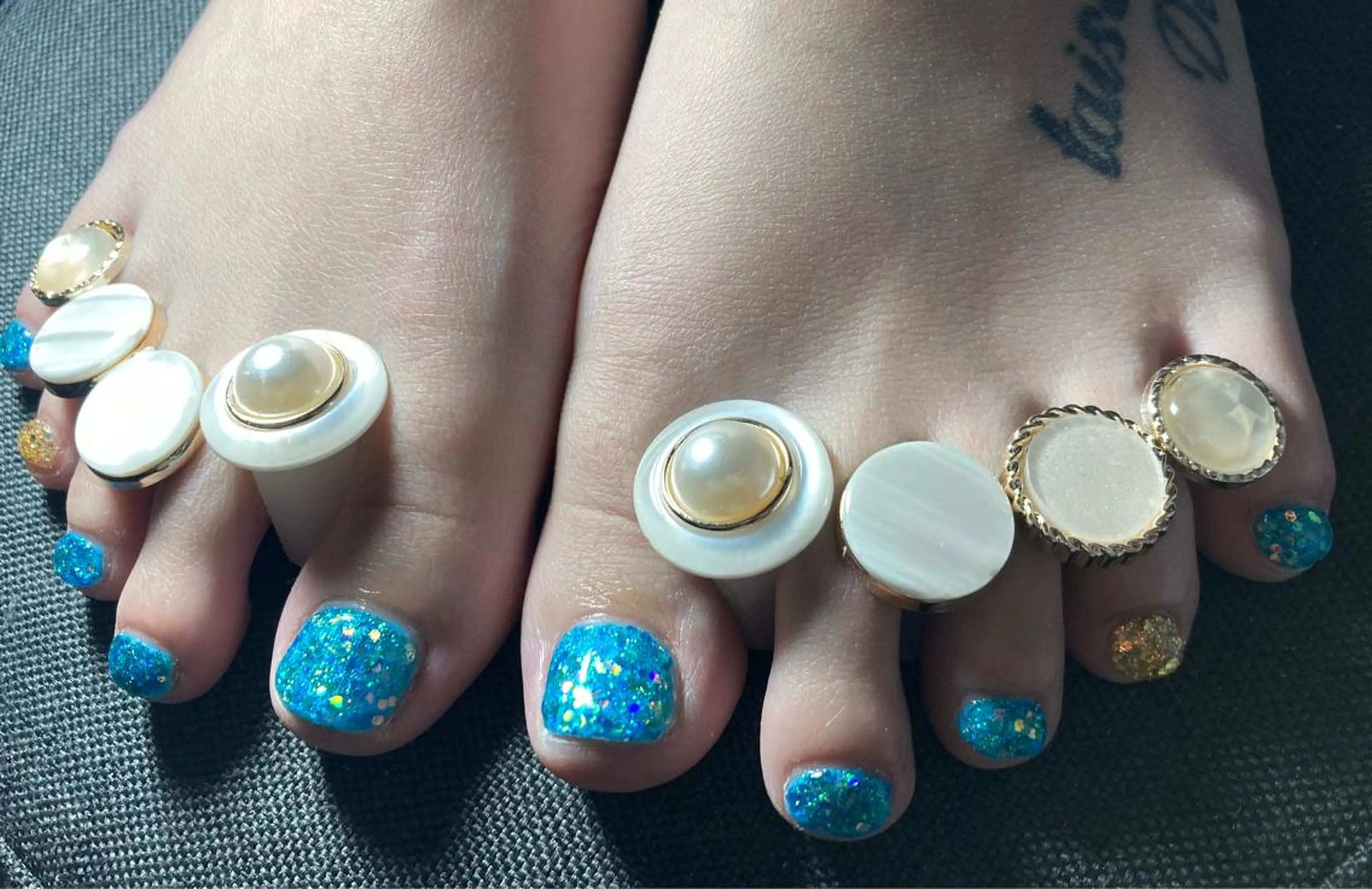 ネイル ハンドネイル フットネイル ✴︎ Delightのネイルデザイン