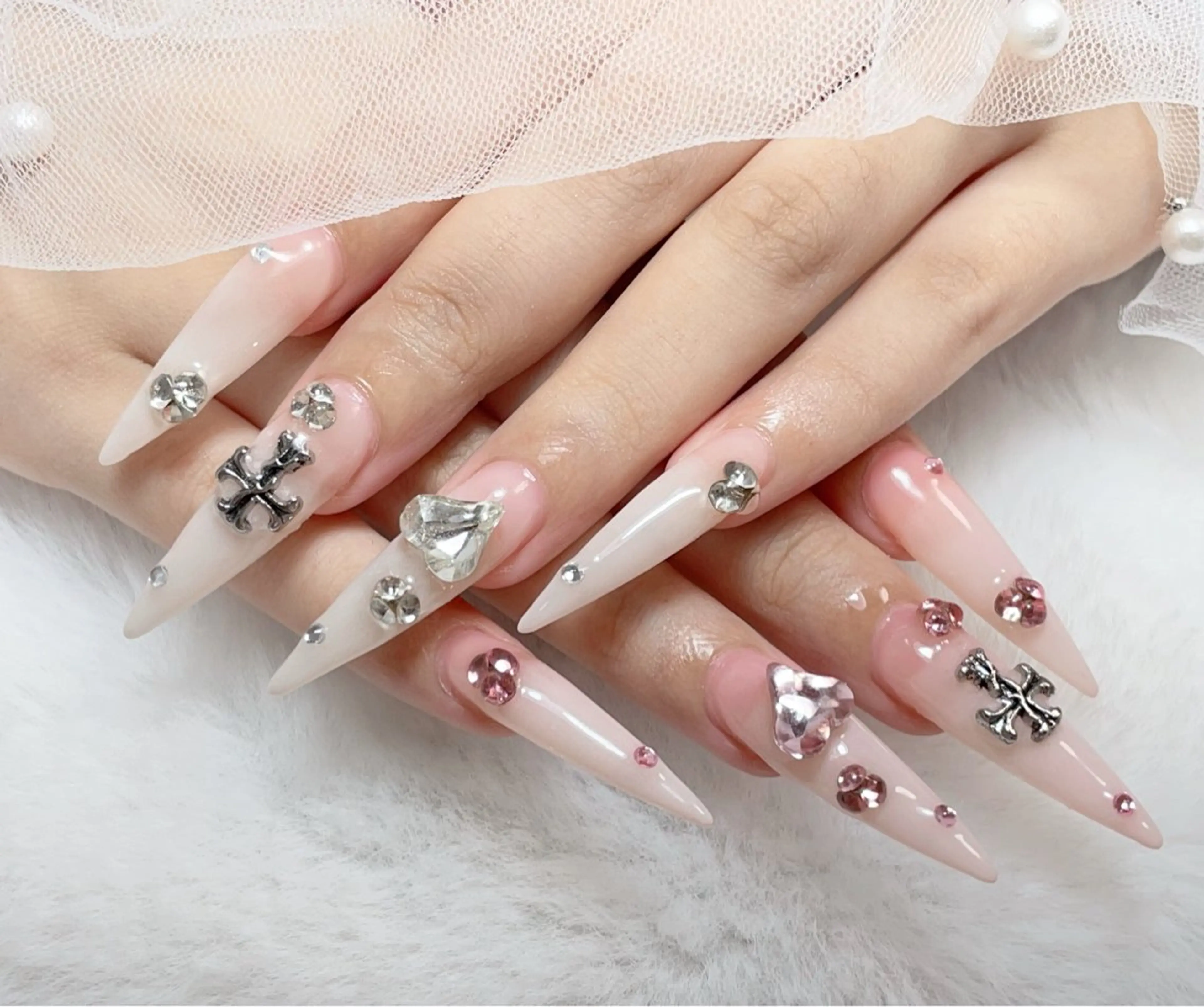ネイル ハンドネイル B·U Nail大宮 長さだし専門店のネイルデザイン