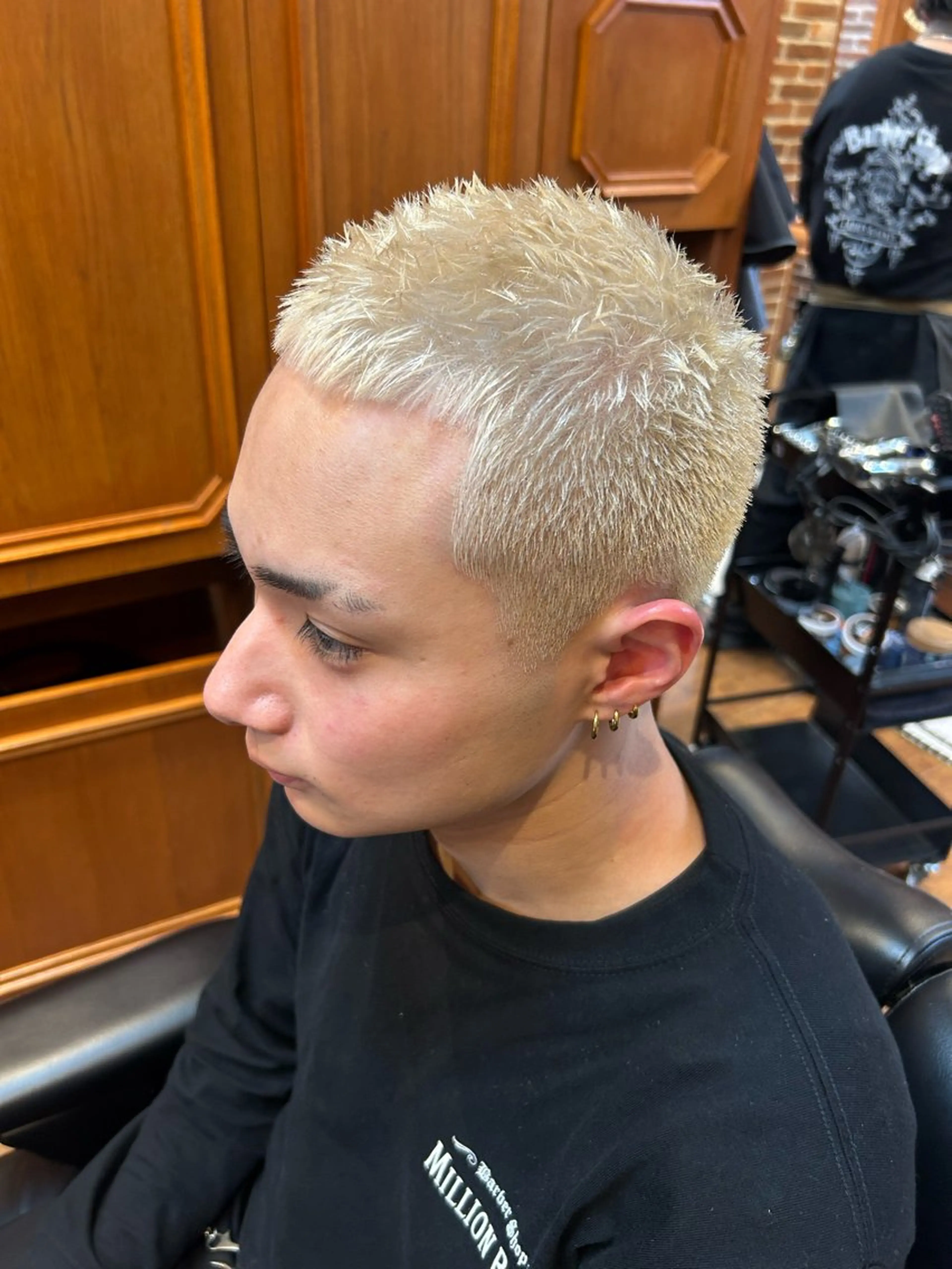 ショート 椿 智行のヘアスタイル