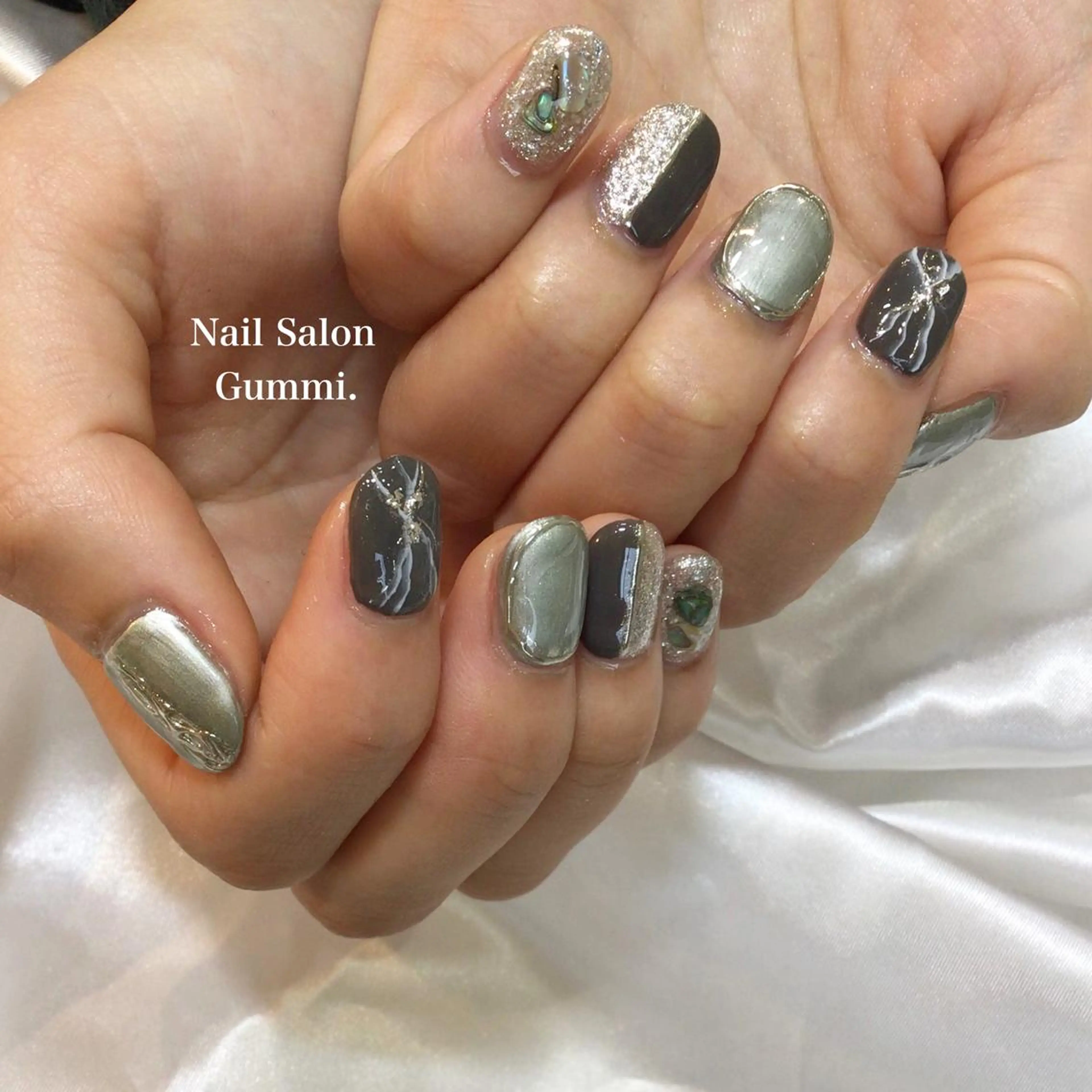 ネイル キラキラネイル 韓国ネイル ラメ(グリッター) ミラーネイル ニュアンスネイル Nail Salon Gummi.のネイルデザイン