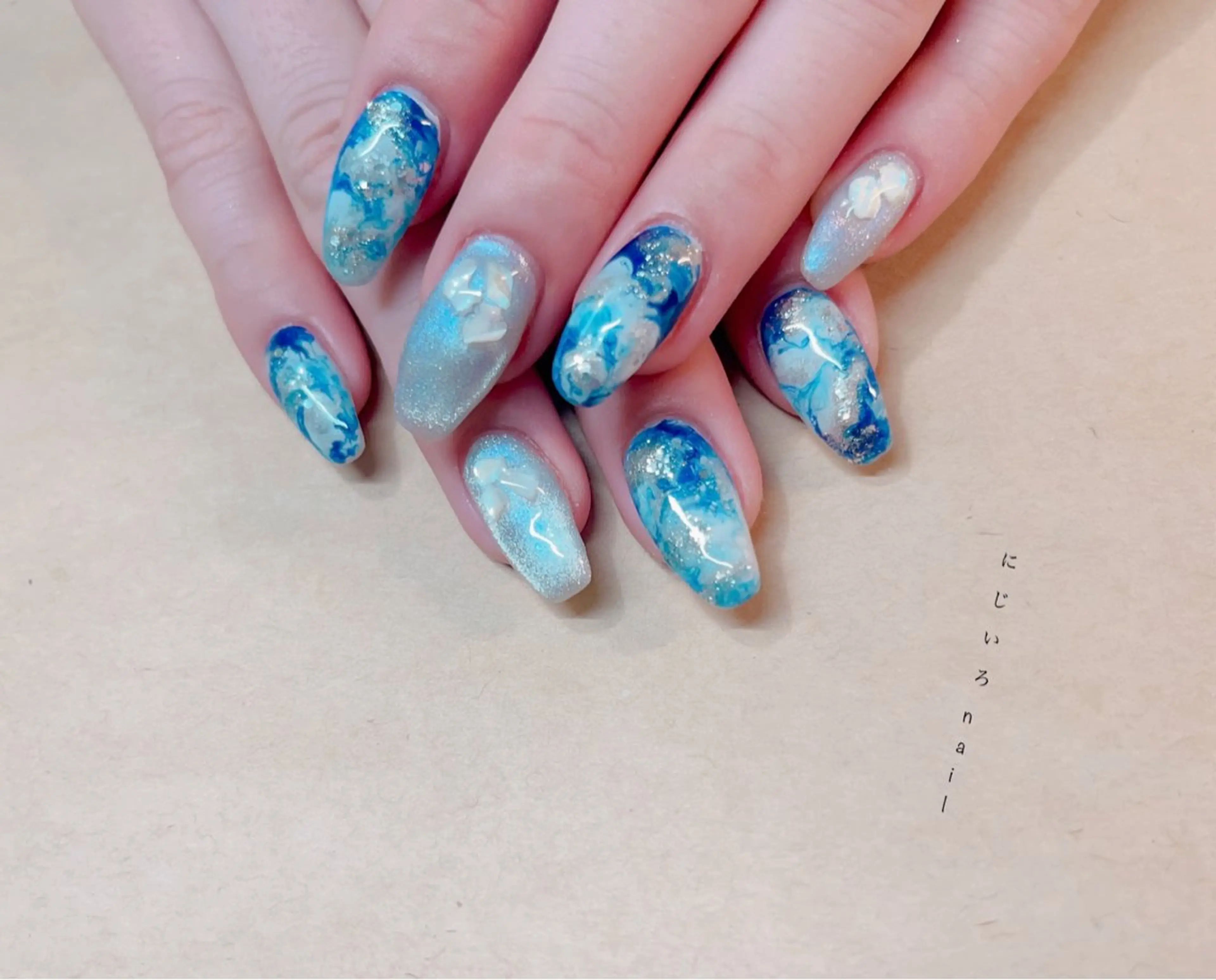 ネイル にじいろ nailのネイルデザイン