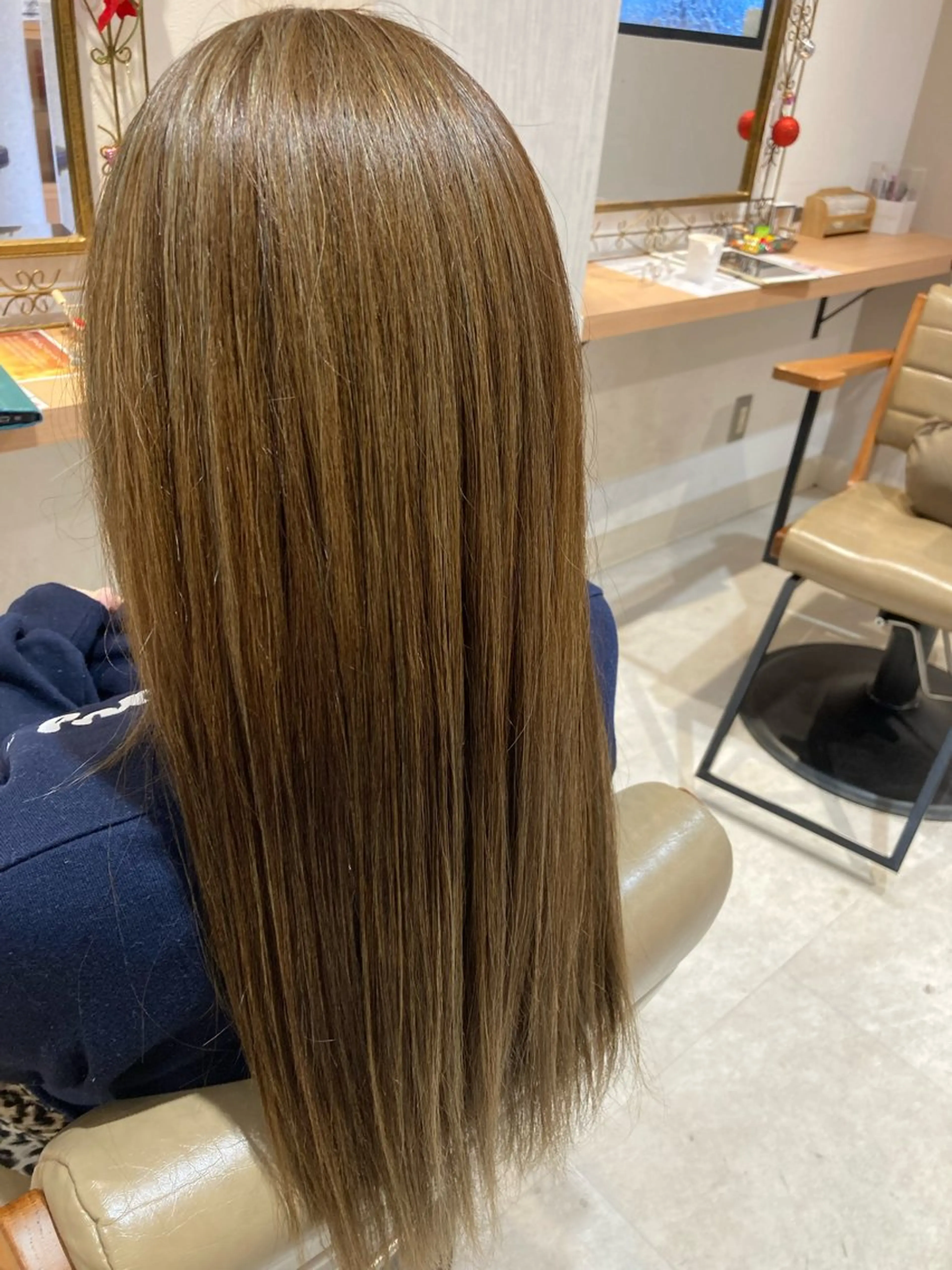 ロング 縮毛矯正 ツヤカラー3850 まいのヘアスタイル