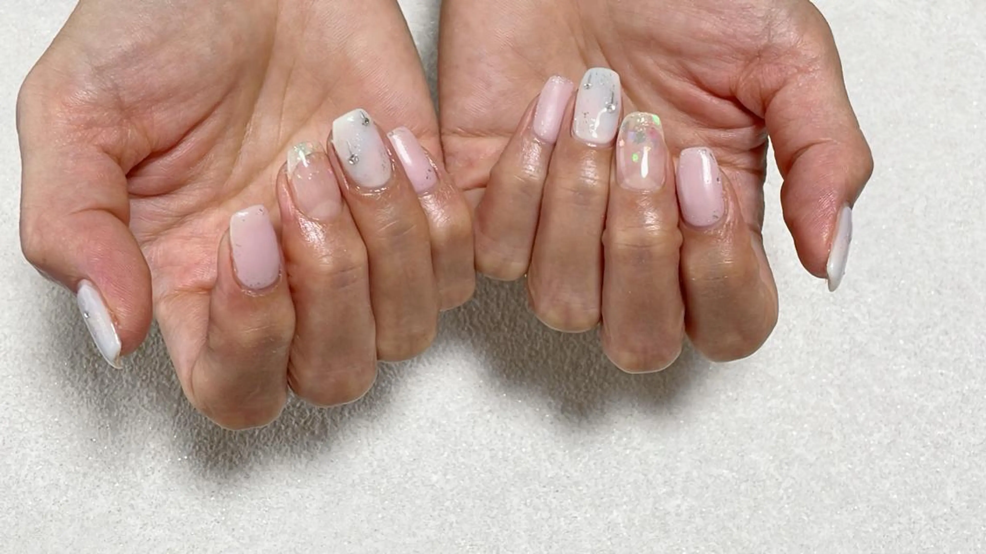 ネイル オーロラネイル フラワーネイル フットネイル フレンチネイル ジェルネイル ハンドネイル kikinail 溝の口のネイルデザイン