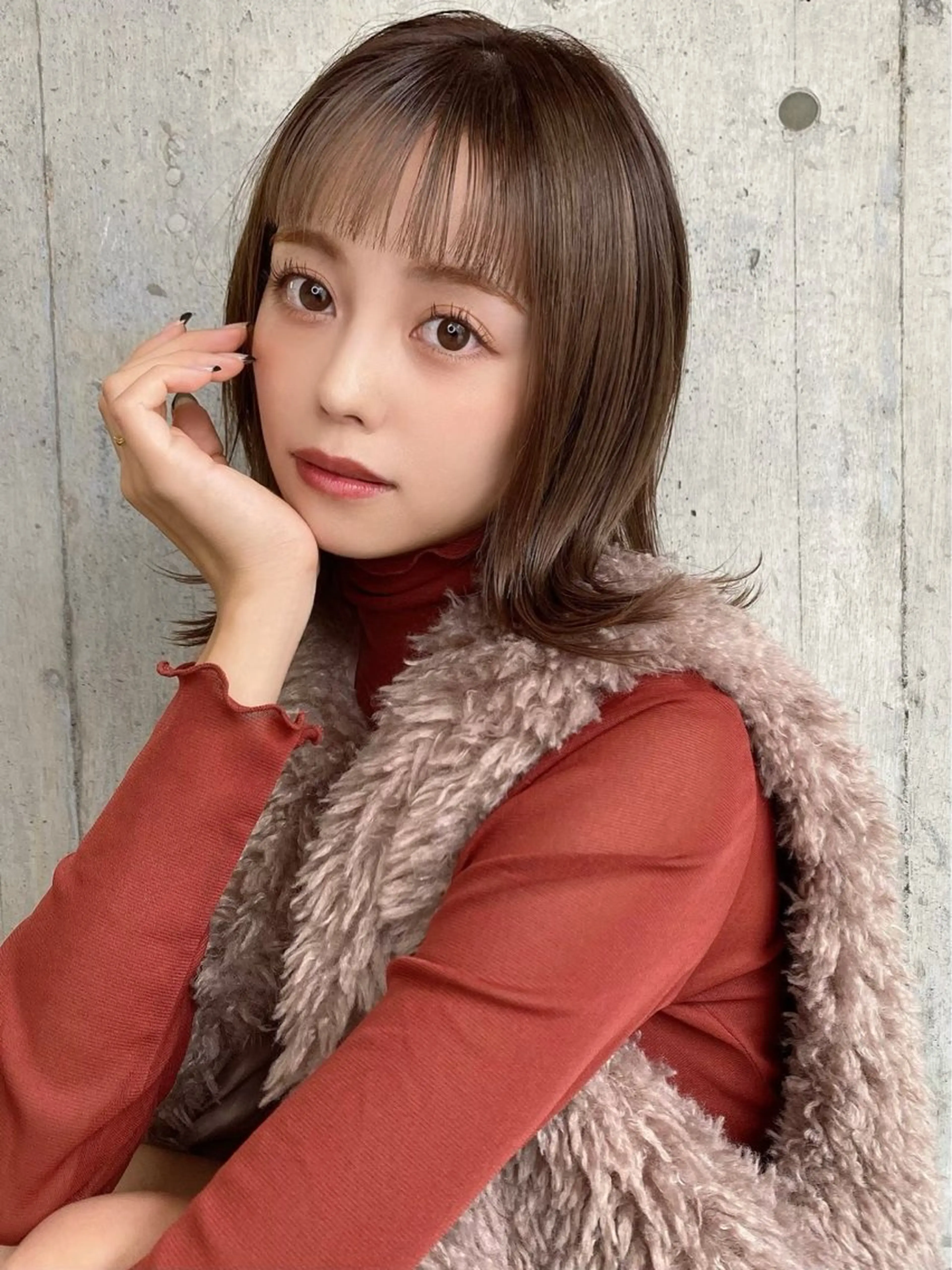 ミディアム カラー ヘアアレンジ 𝑹𝒆𝒊𝒚𝒂 🥀/名駅/艶カラーのヘアスタイル