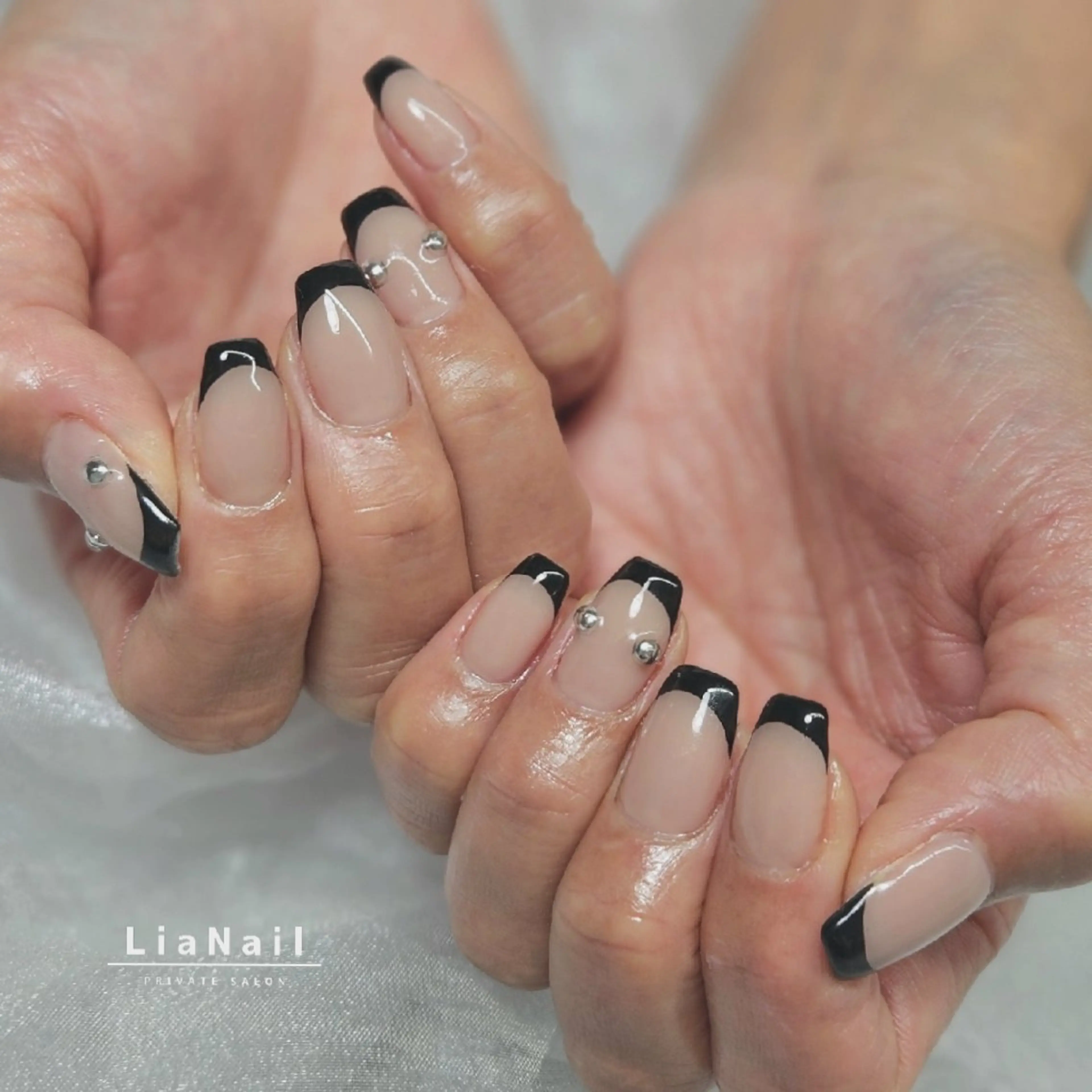 ネイル ハンドネイル Lia Nailのネイルデザイン