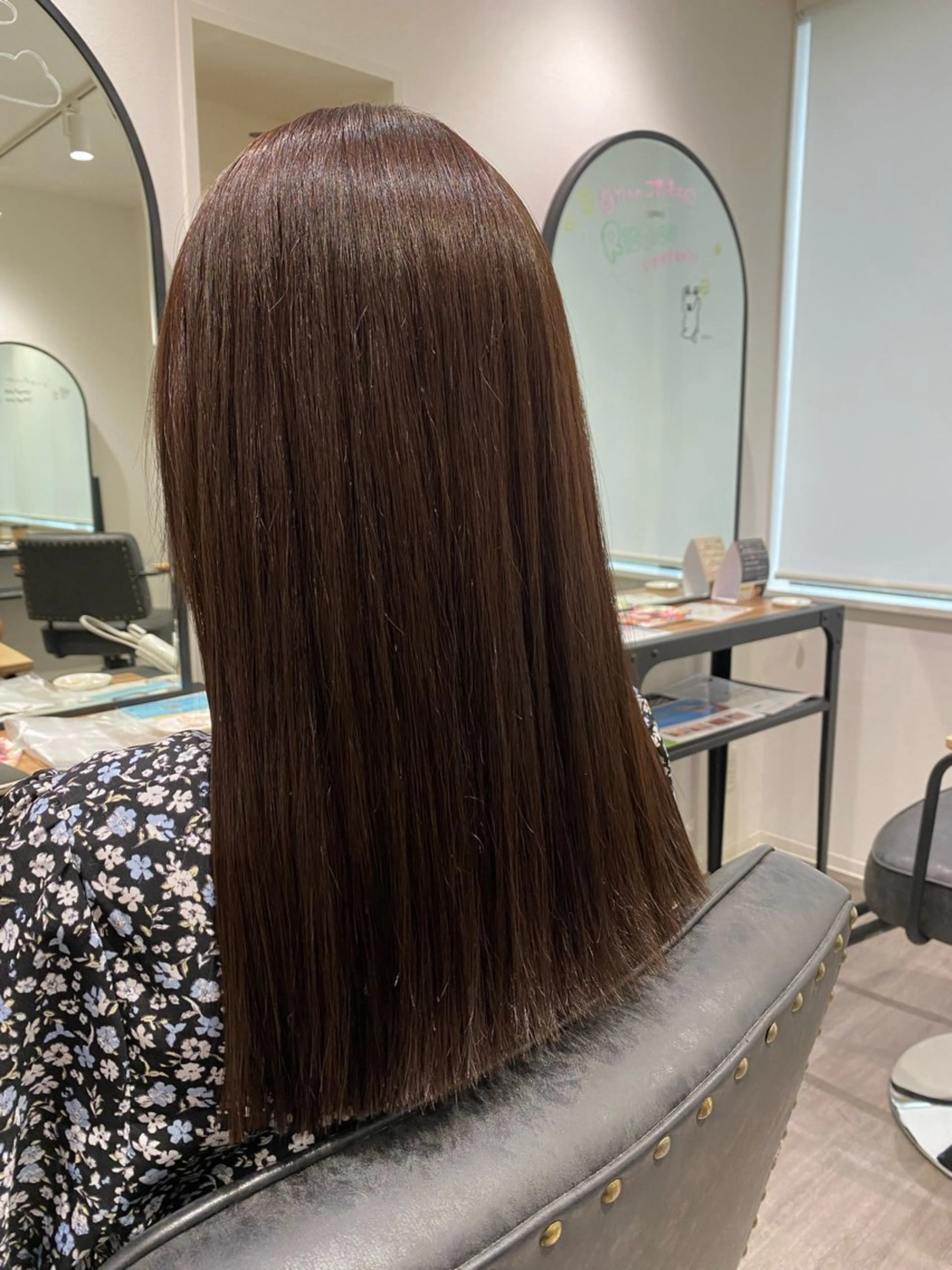 セミロング カット 縮毛矯正 cocotte🌿 amaneのヘアスタイル