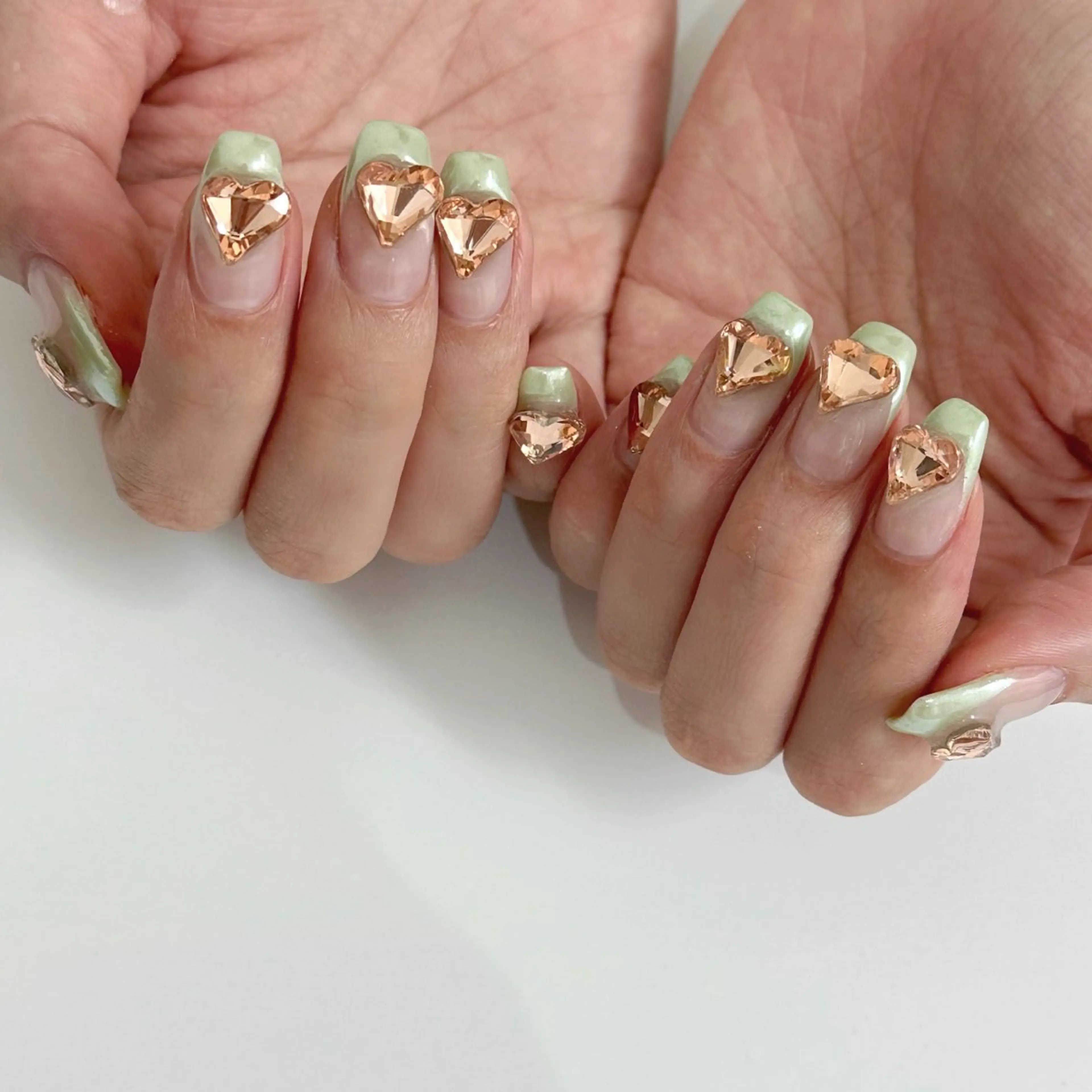 ネイル アートネイル フレンチネイル グリーン ハート ミラーネイル Faire MIKIのネイルデザイン