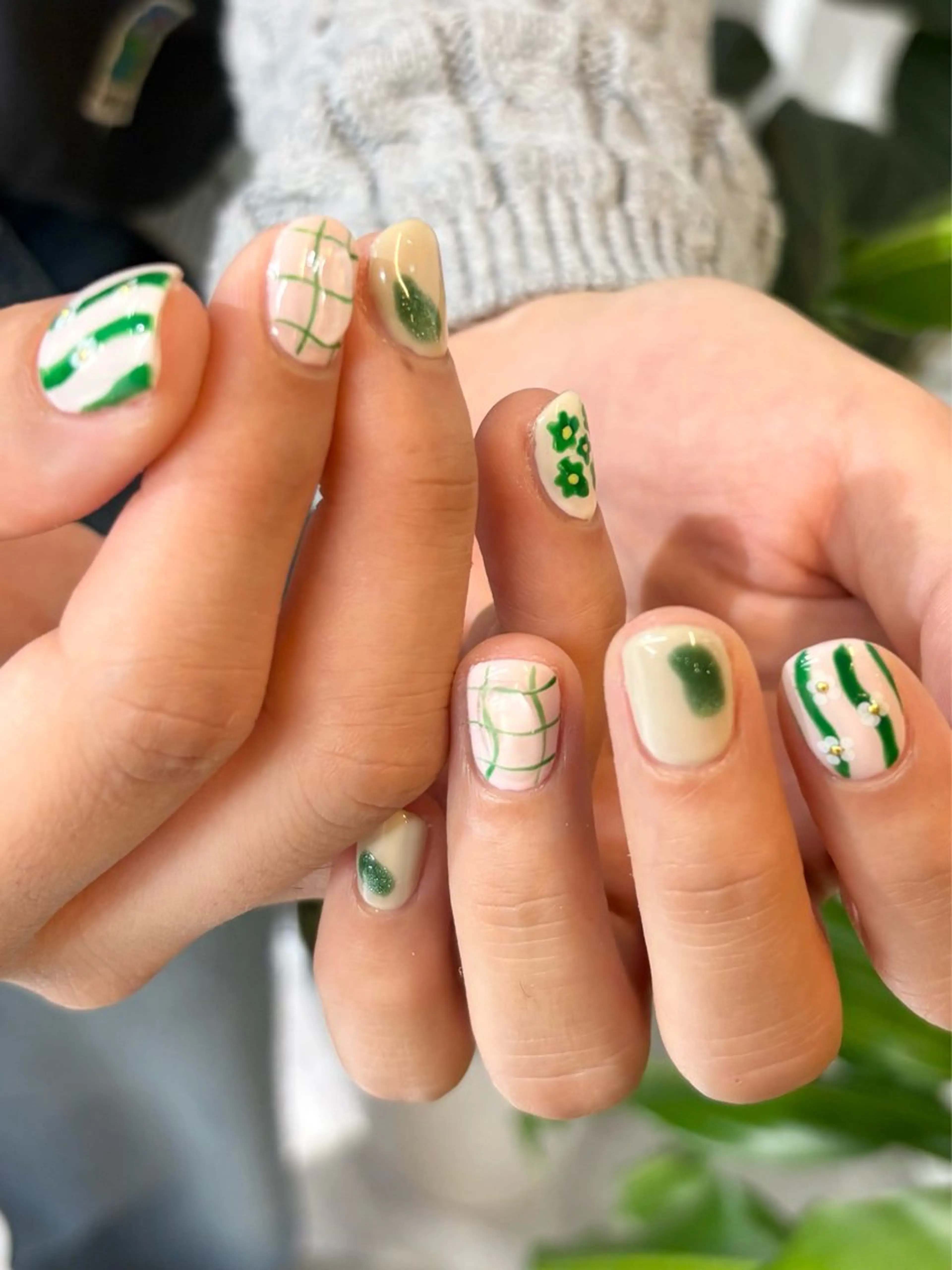 ネイル アートネイル 持ち込み ハンドネイル rikako OAK溝の口のネイルデザイン