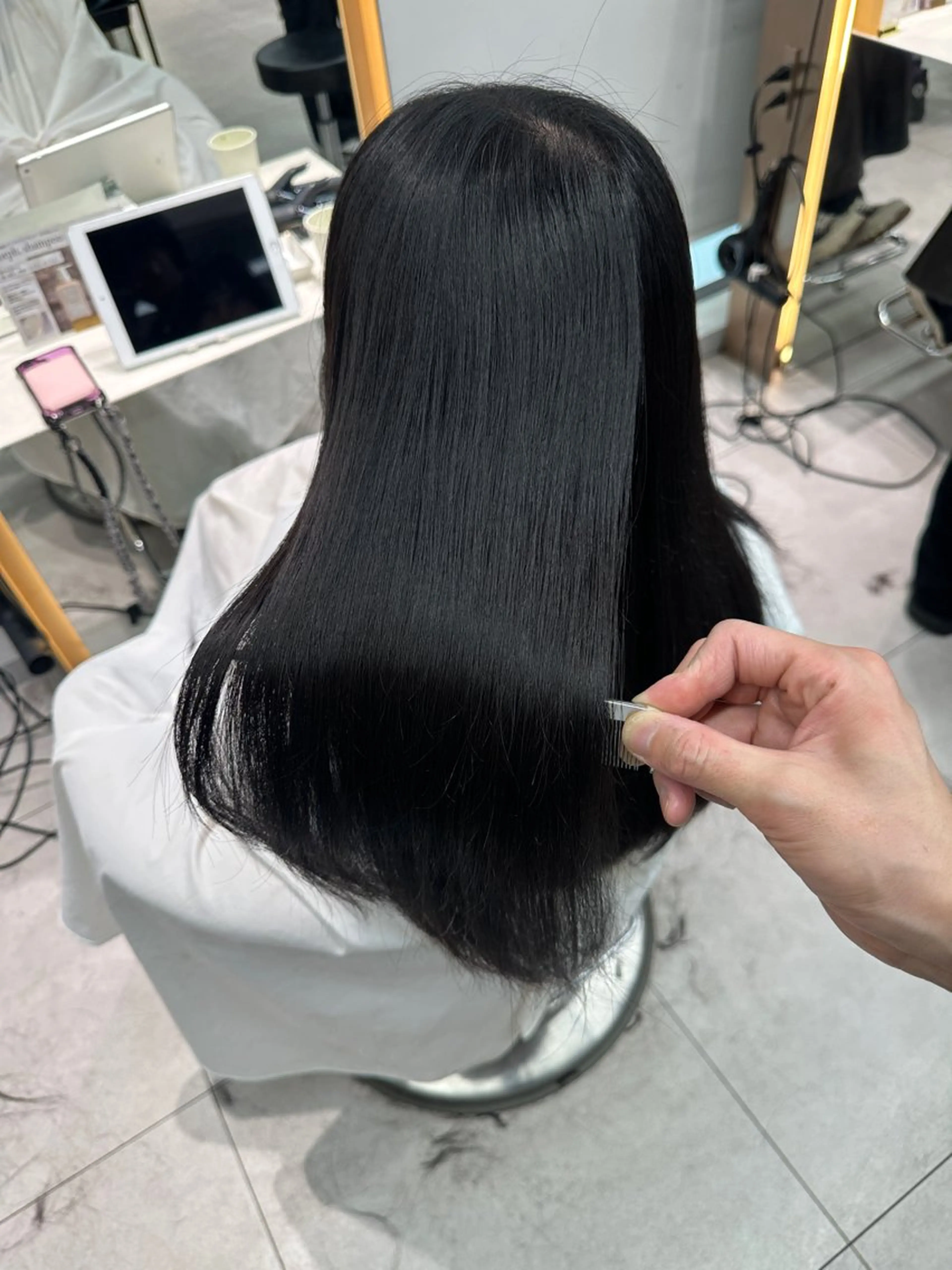 セミロング カラー カット 縮毛矯正 トリートメント 《髪質改善✖️オリー ブ🧸》小嶋拓也のヘアスタイル