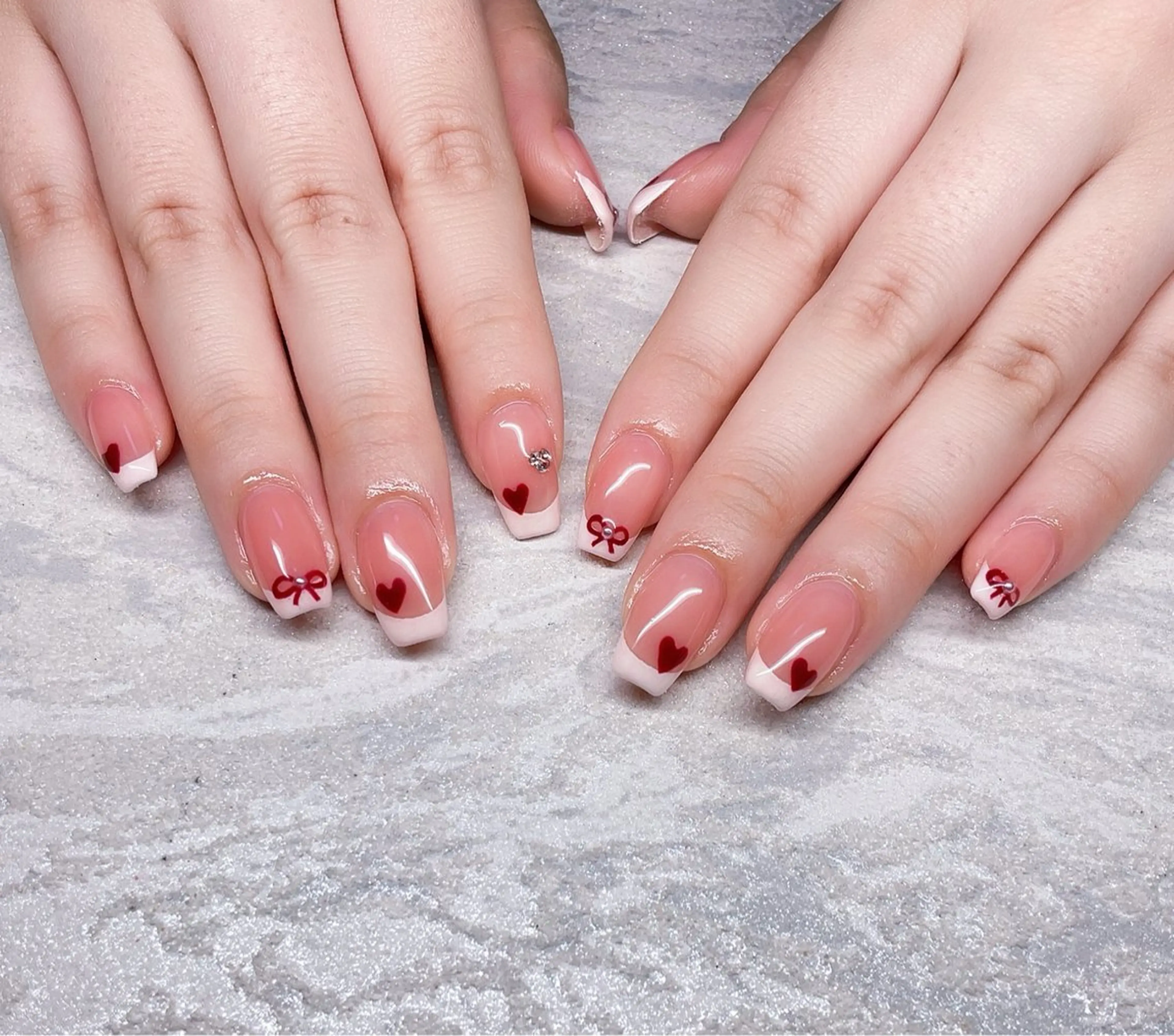 ネイル ハンドネイル R inのネイルデザイン