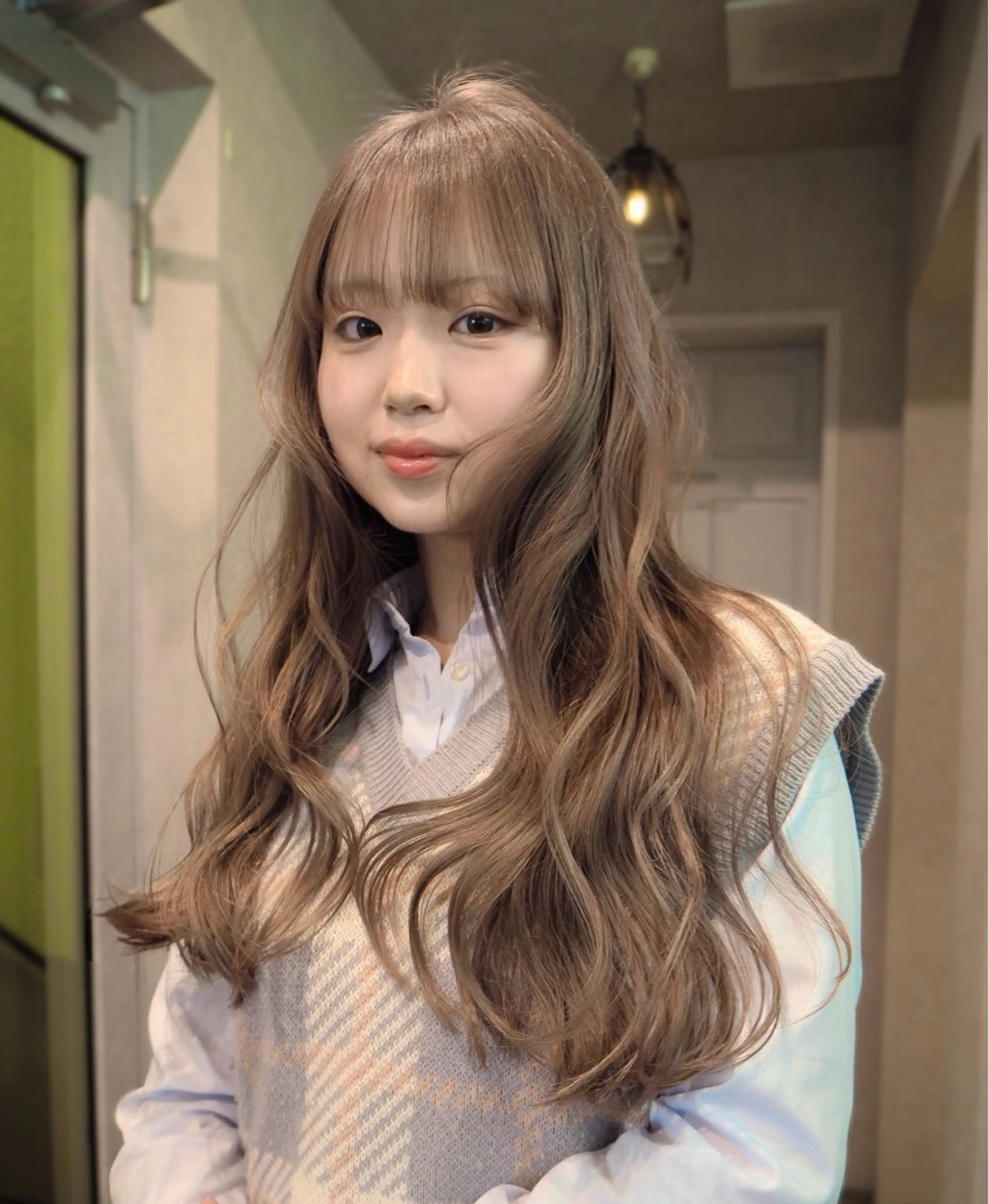 ロング カラー ベージュカラー ミルキーベージュ ヘアカラー レイヤー/艶カラー/ KIHO🥥︎のヘアスタイル