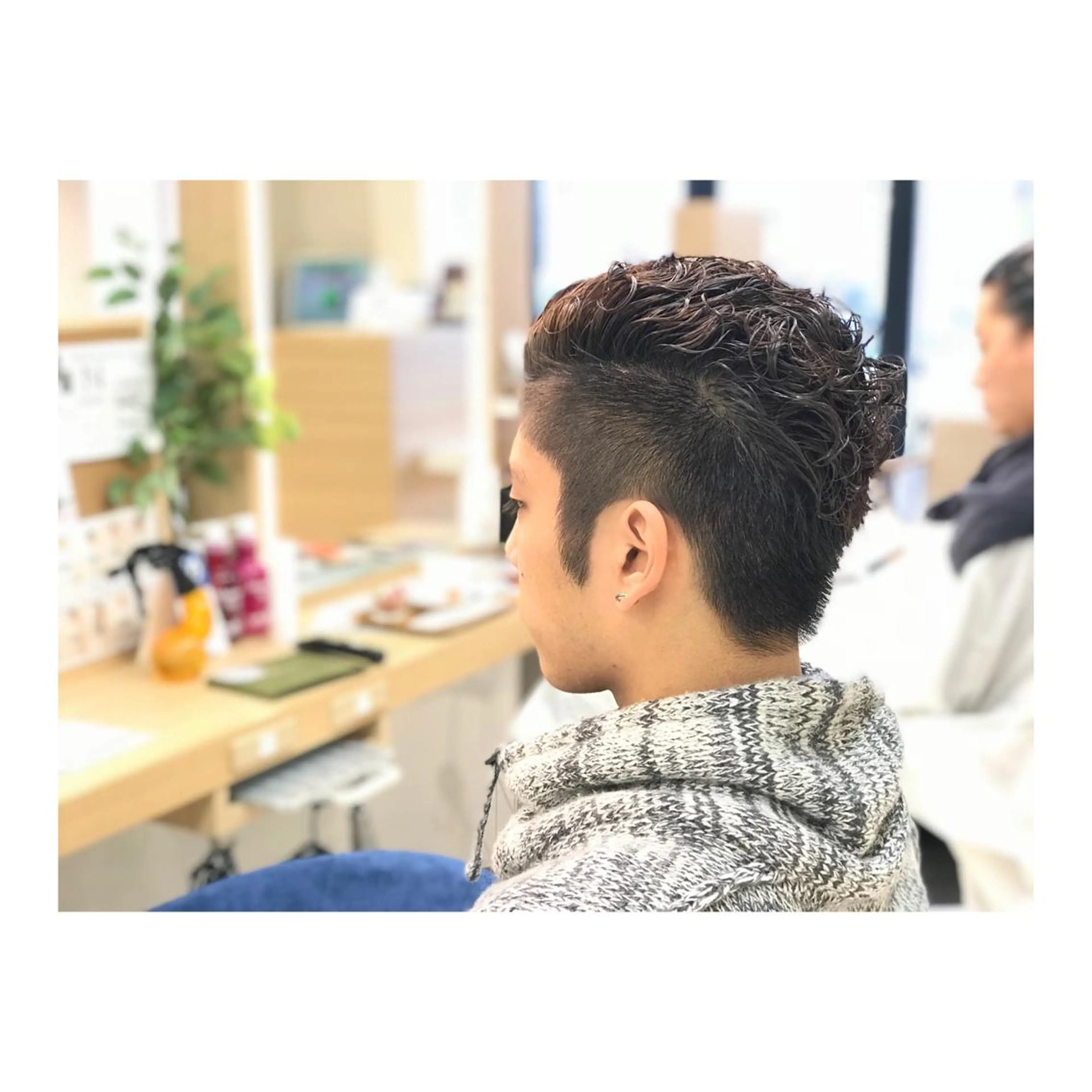 似合わせカット&外国人風パーマ＆PBトリートメントの写真