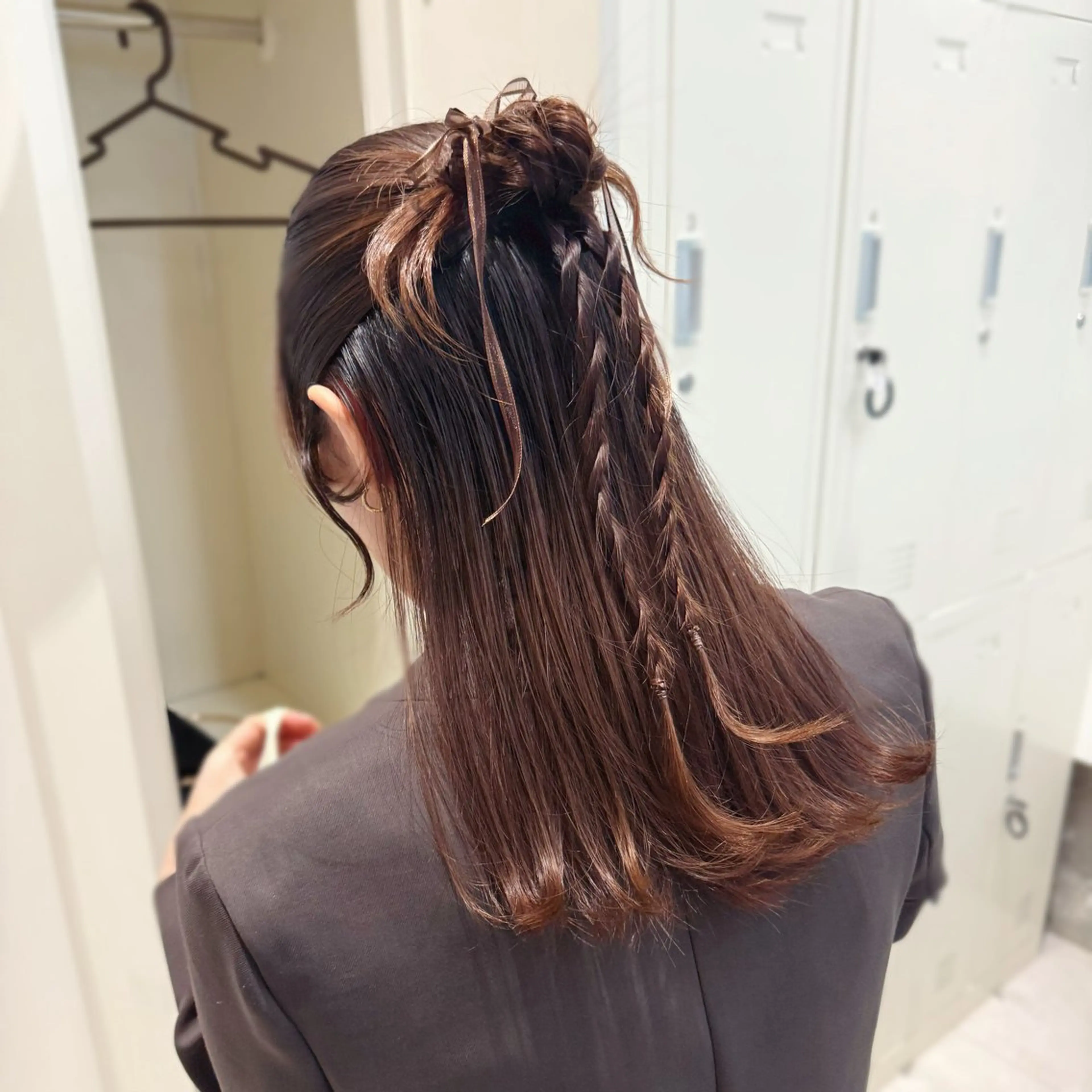 ロング カラー ヘアアレンジ 韓国風ヘア ヘアセット 縮毛矯正+モテカラー 🎀✨MIHOのヘアスタイル