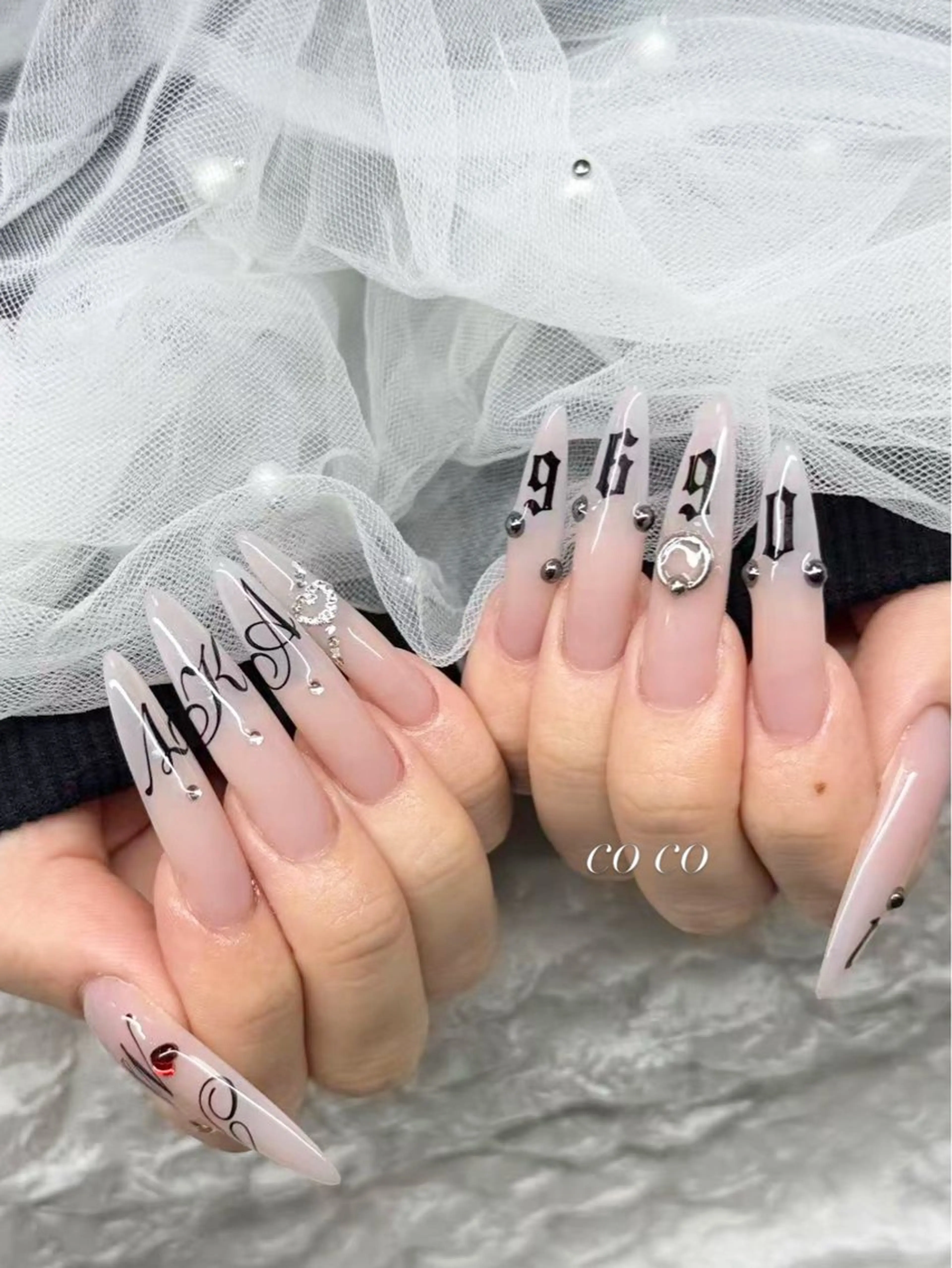 ネイル ロングネイル スカルプネイル シンプルネイル ハンドネイル COCO ネイルのネイルデザイン