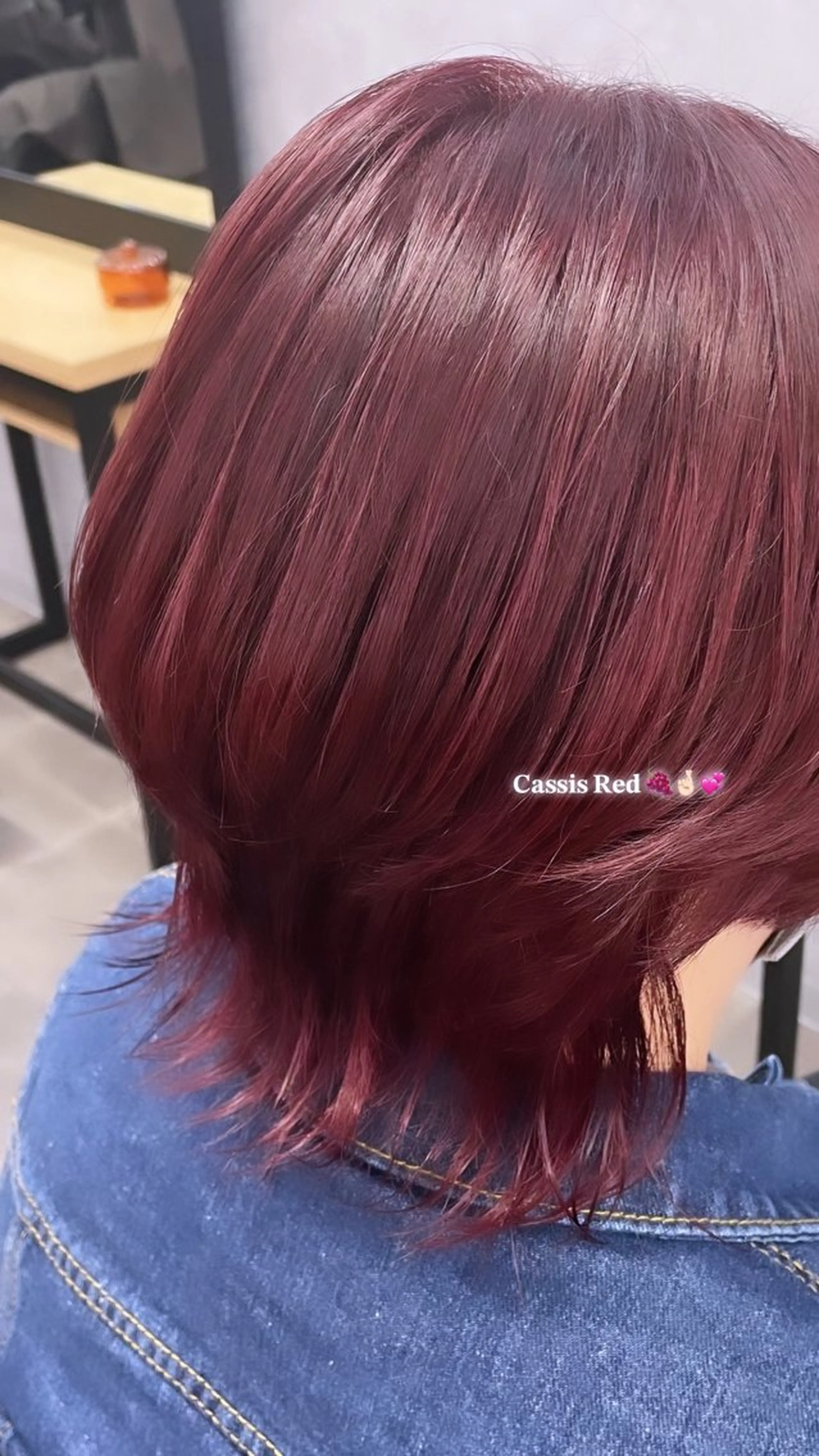 ショート カラー ブリーチ カシス ピンクカラー 🪡 KIMU🪡🎀のヘアスタイル