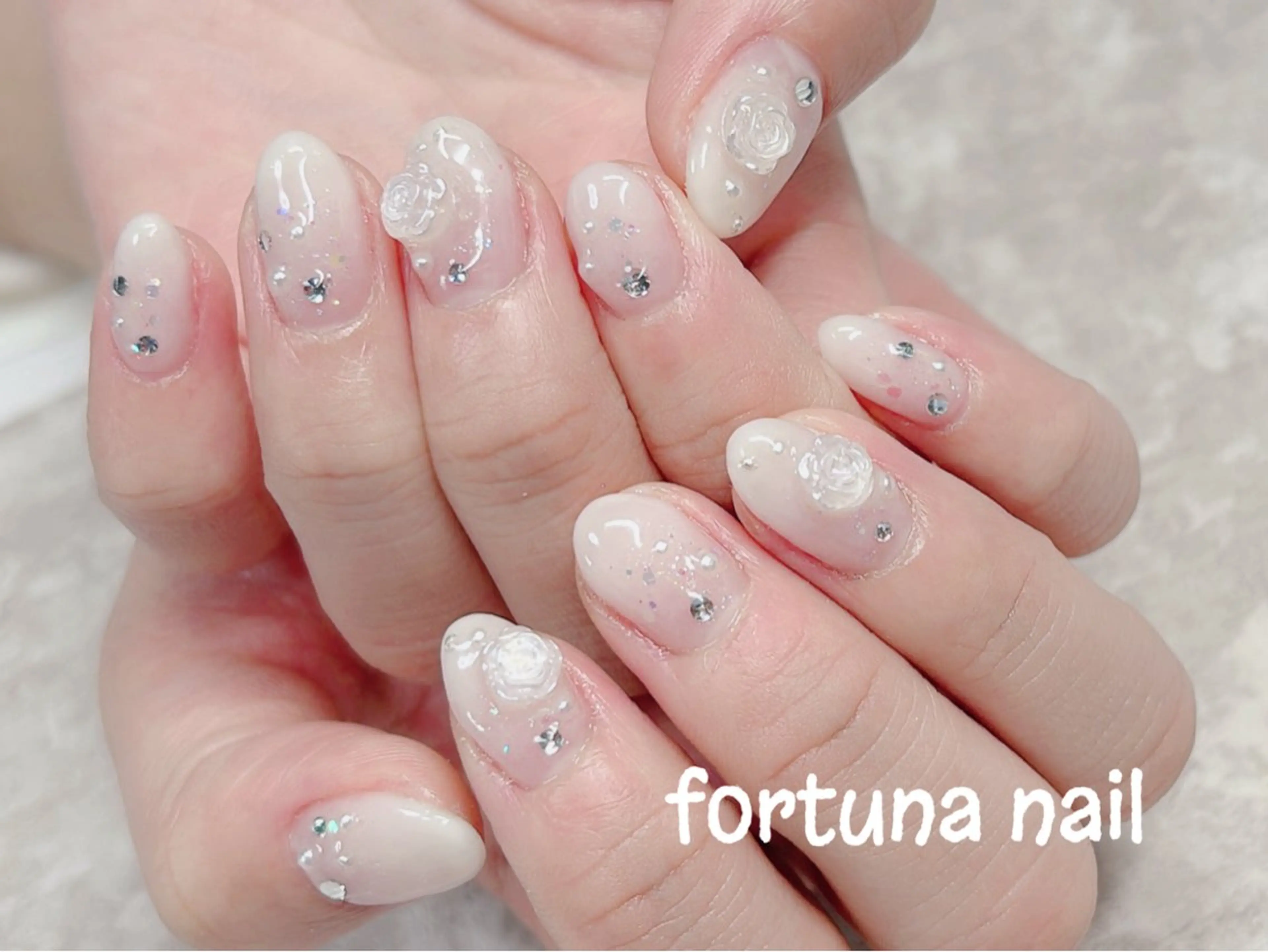 ネイル ブライダルネイル ハンドネイル ハンドケア Nail •Head スパFortunaのネイルデザイン