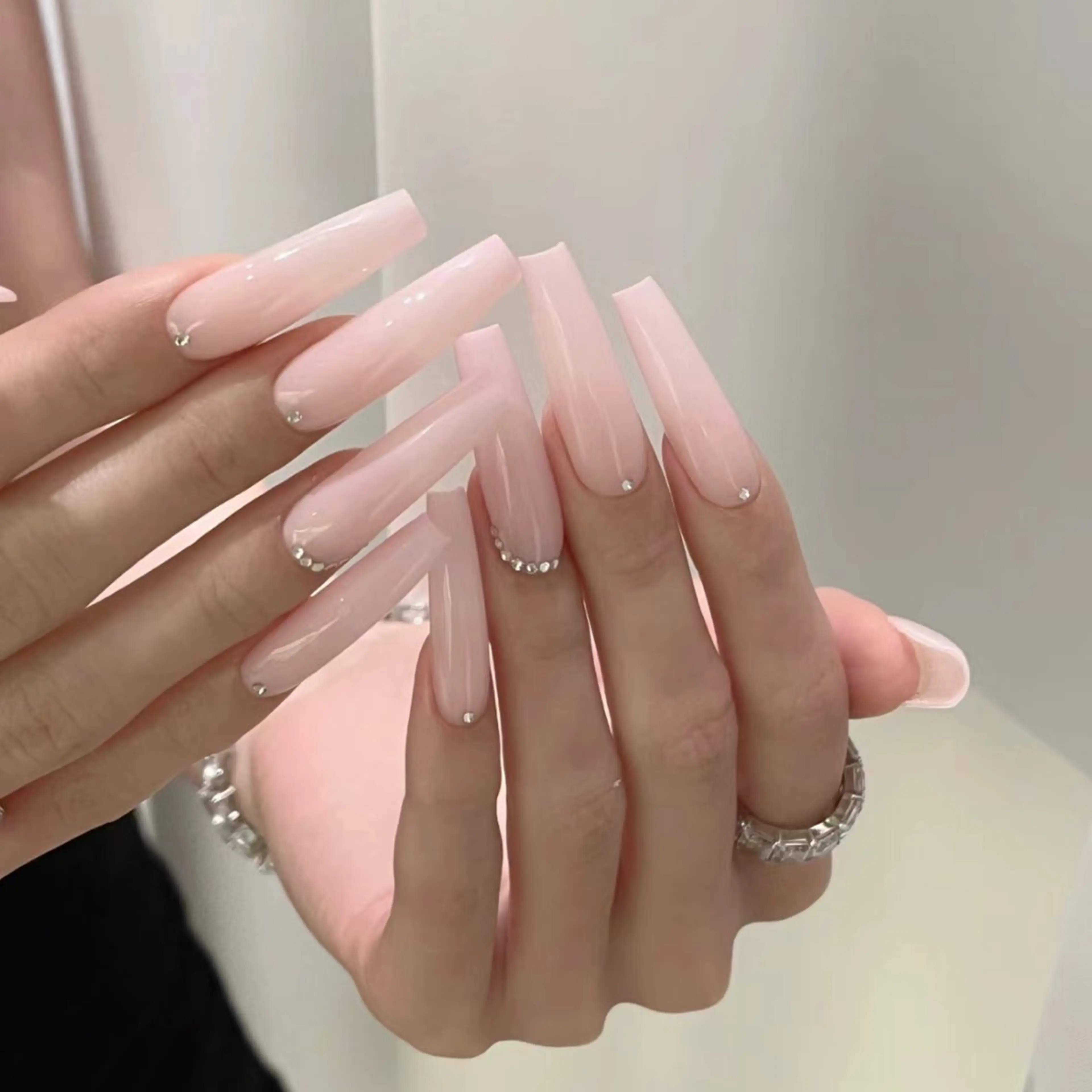 ネイル ハンドネイル ハンドケア 🍑 momo_nailのネイルデザイン