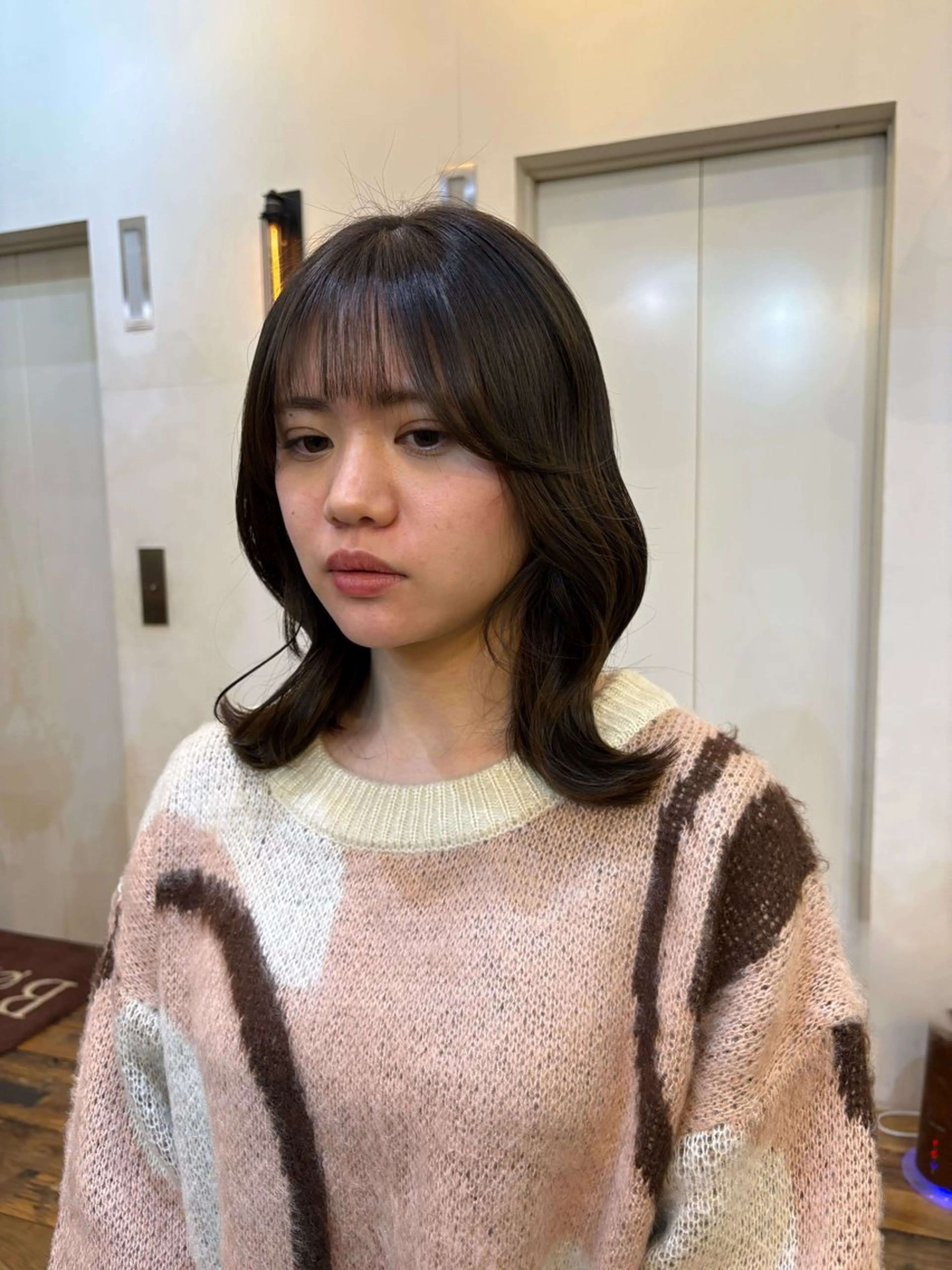 ミディアム カラー 透明感カラー くびれヘア 似合わせカット‪// 鶴我万唯華のヘアスタイル