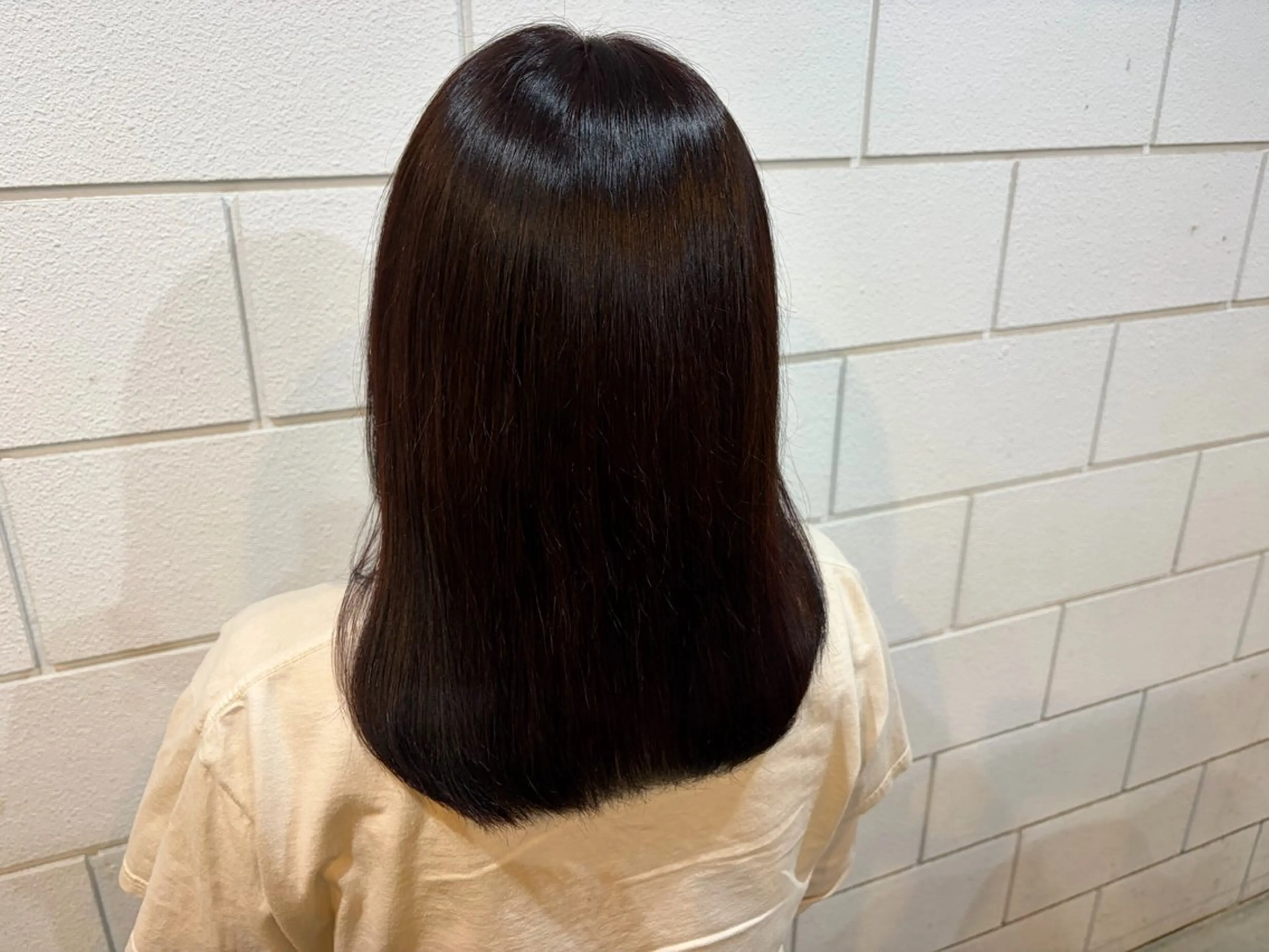 ミディアム カラー ブラウンカラー ピンクカラー ピンクブラウン ヘアカラー 土屋 梓咲のヘアスタイル