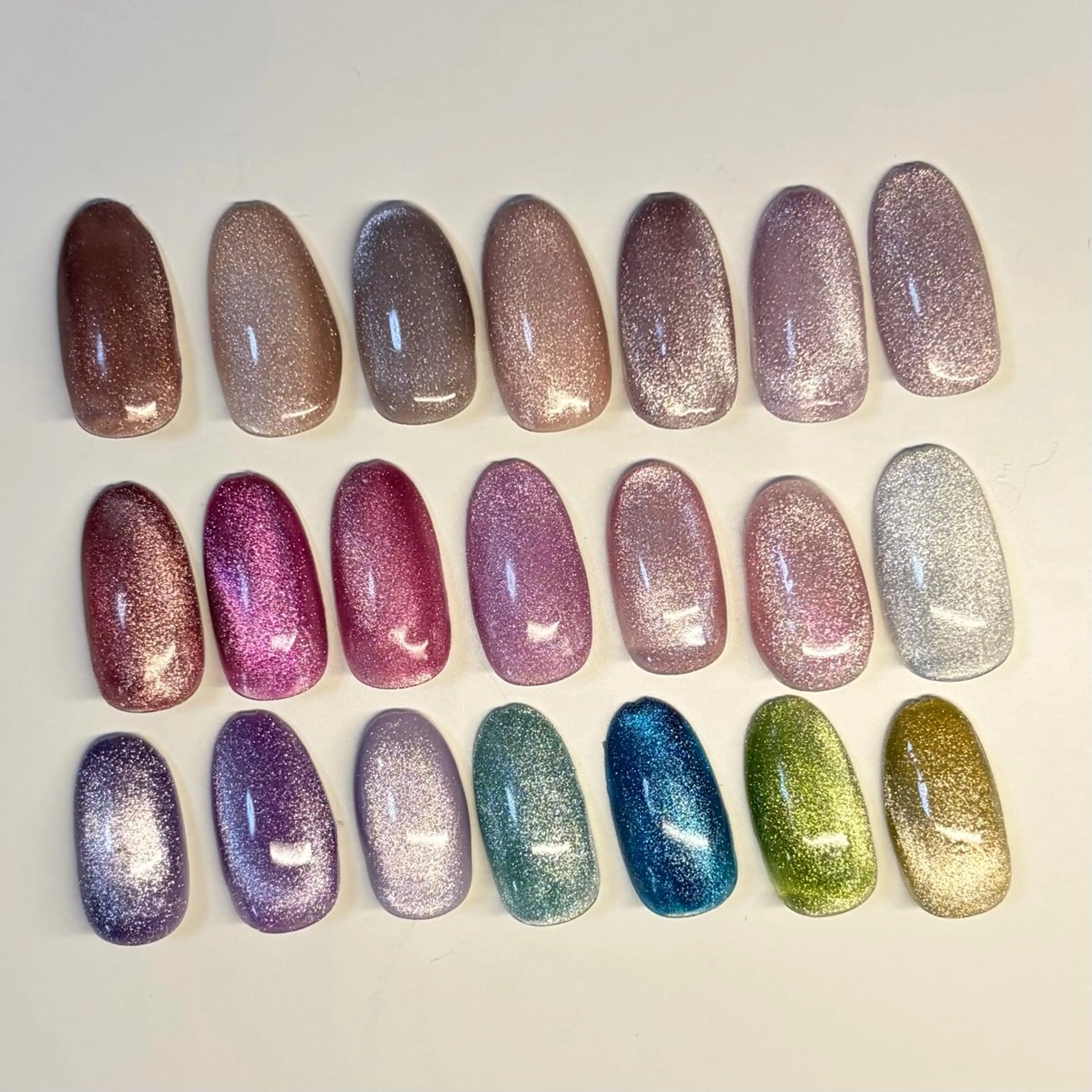 ネイル ハンドネイル フットネイル nailsalon momoのネイルデザイン