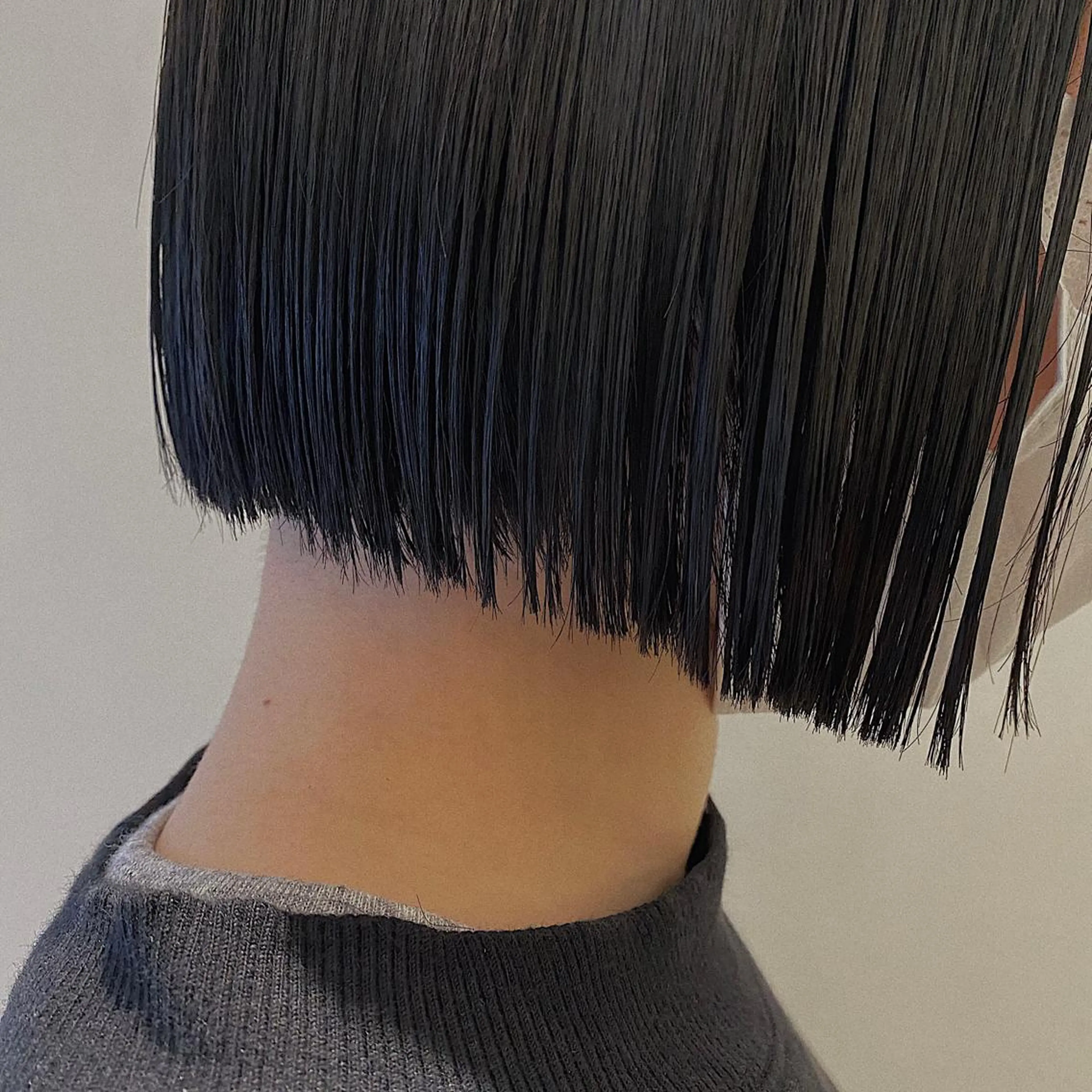 ショート ヘアアレンジ 切りっぱなしボブ ボブ fifth JINGUMAE所属・波巻きスパイラルパー マ/シャドウパーマ駿のヘアスタイル