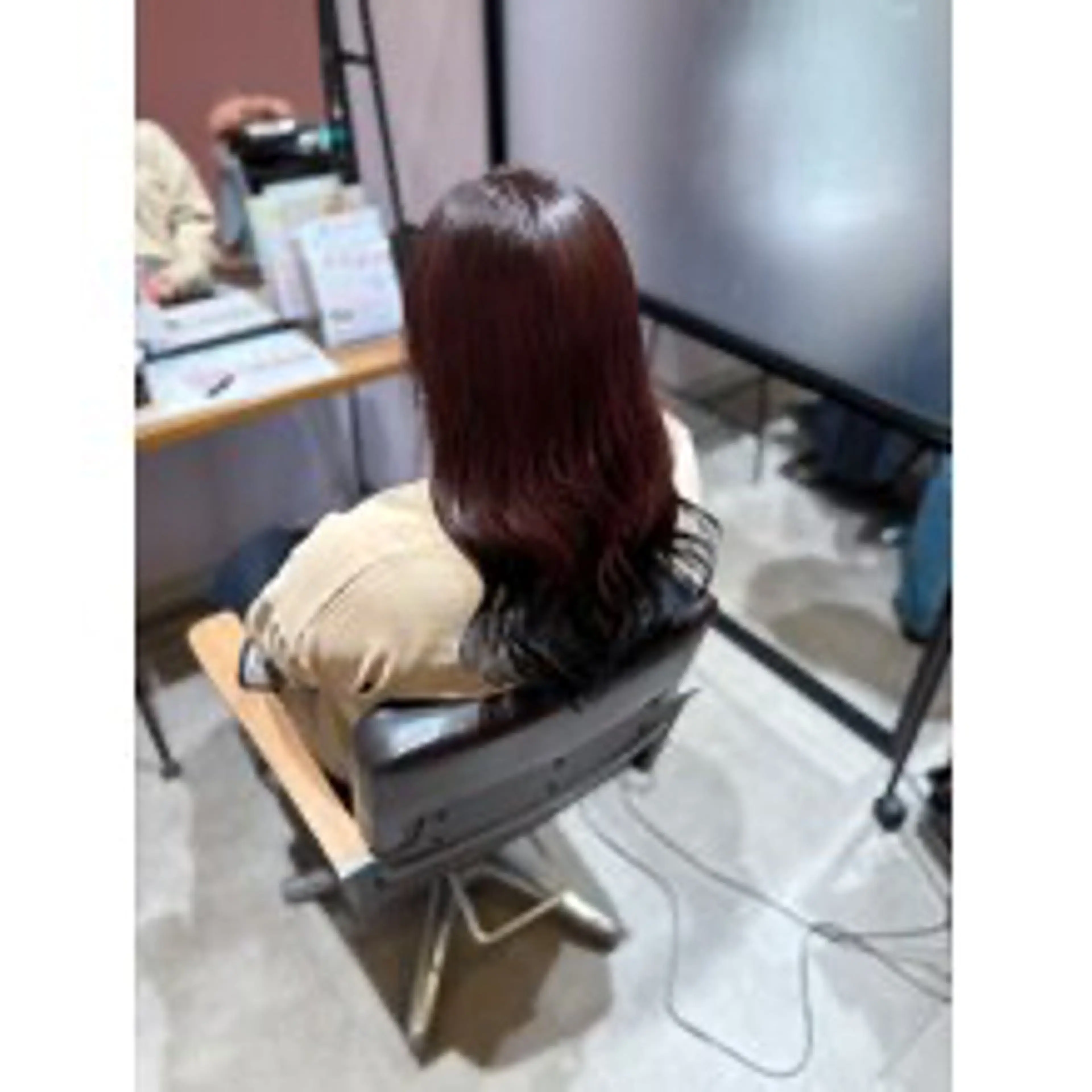 カラー ヘアカラー 梶 瑞希のヘアスタイル