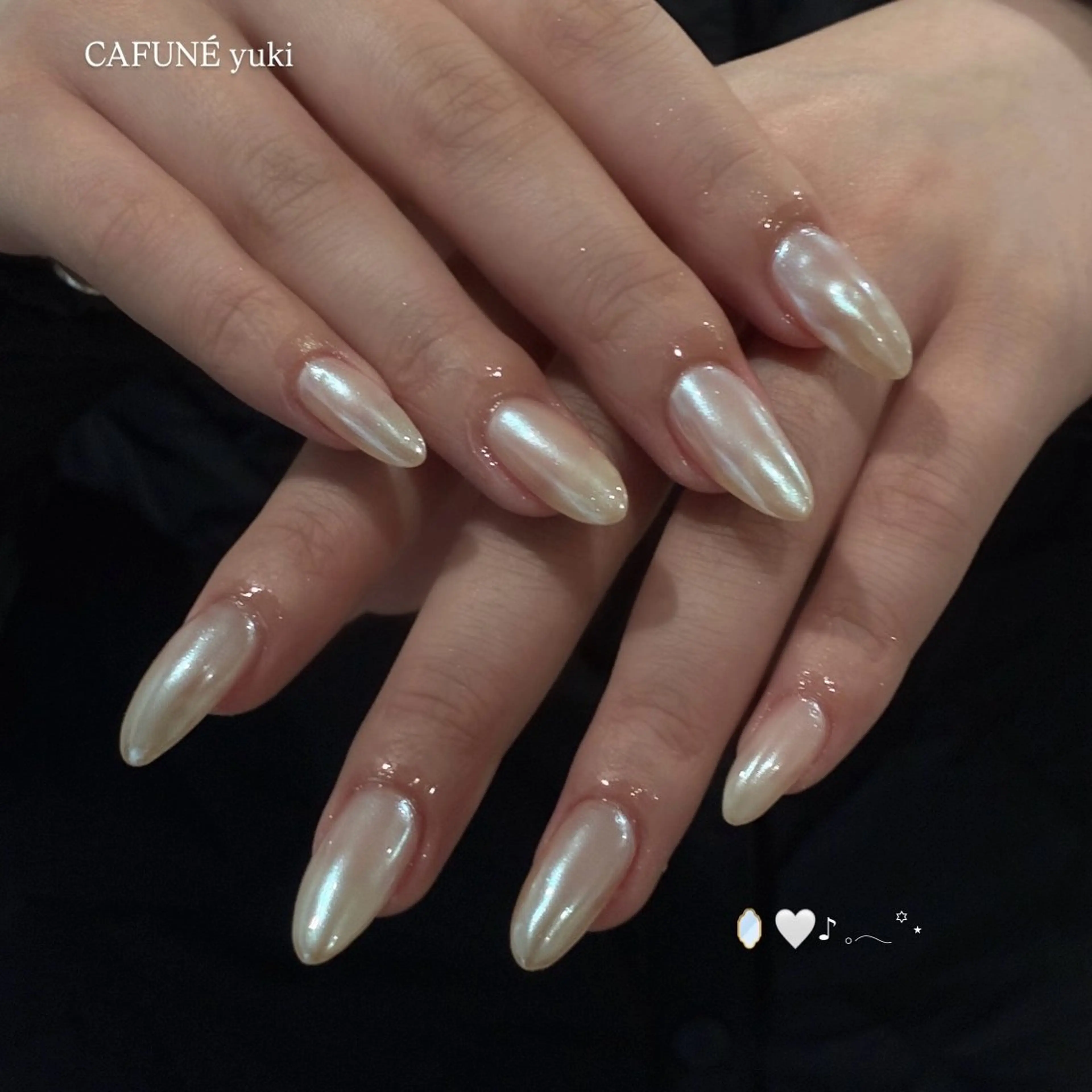 ネイル ハンドネイル 🎼CAFUNÉ_ TOKYO.•*¨のネイルデザイン