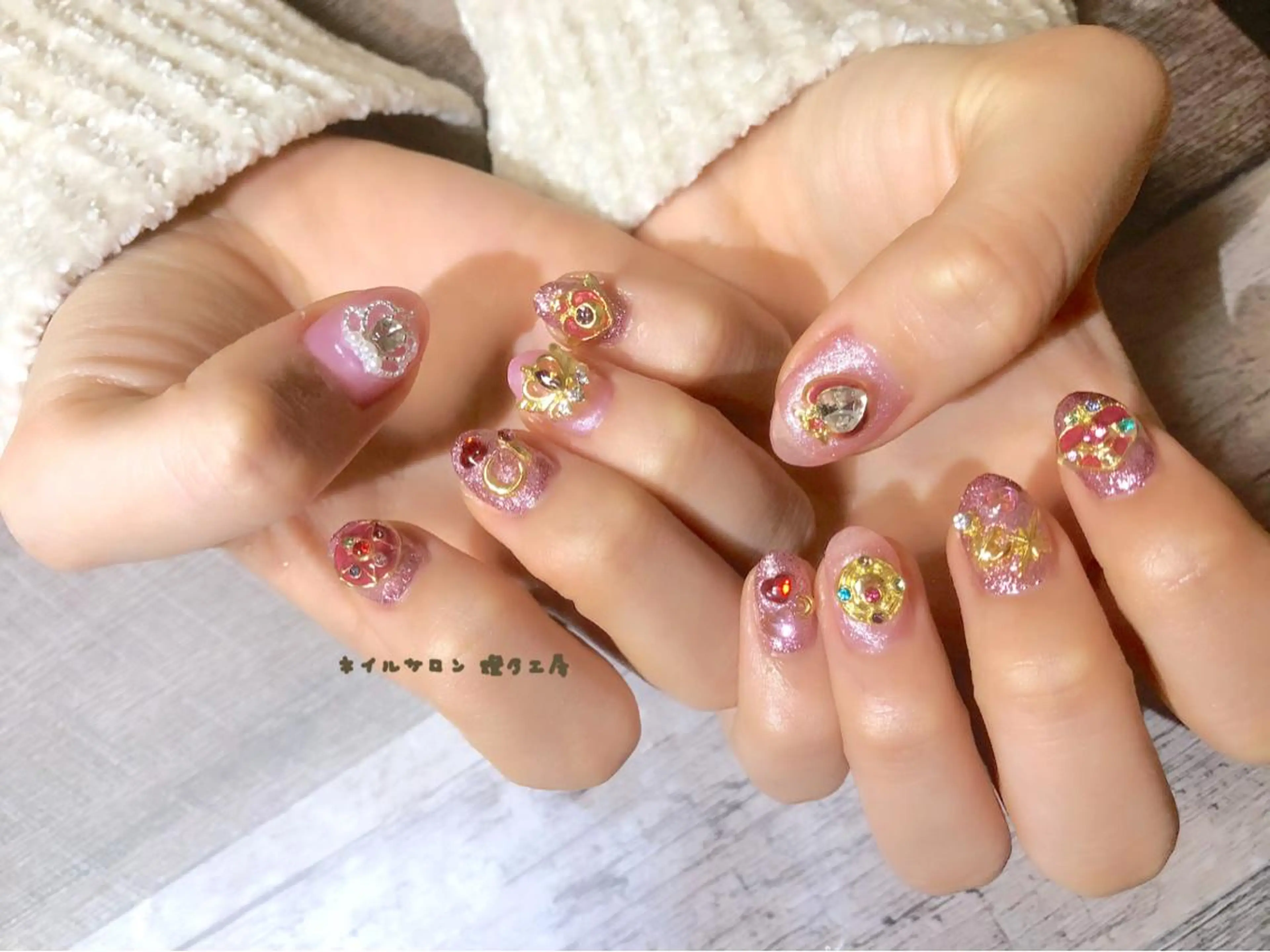 ネイル 伊藤 美里のネイルデザイン