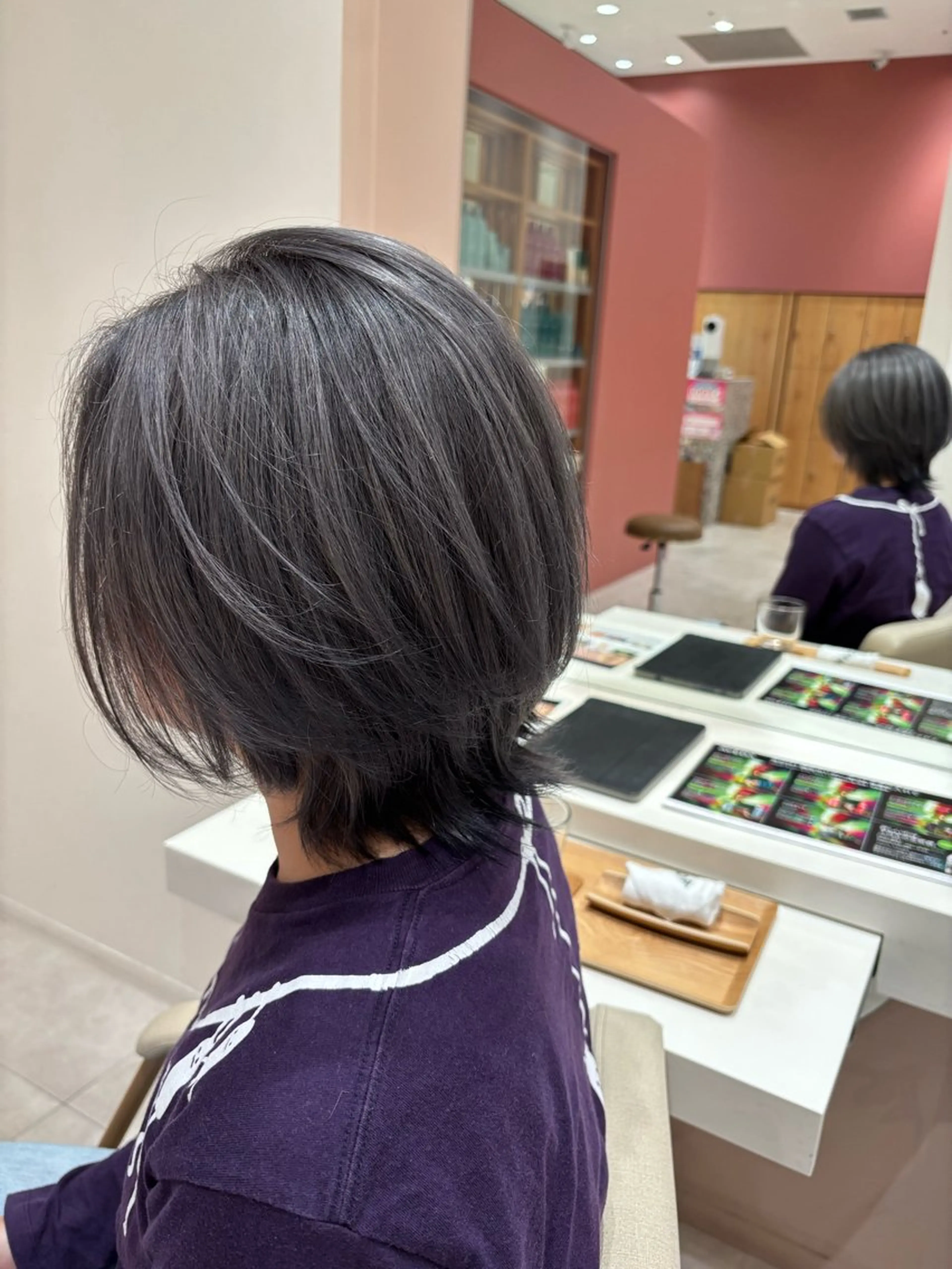 ショート カラー ブリーチ カット ヘアカラー AVEDAcolor /りんたろうのヘアスタイル