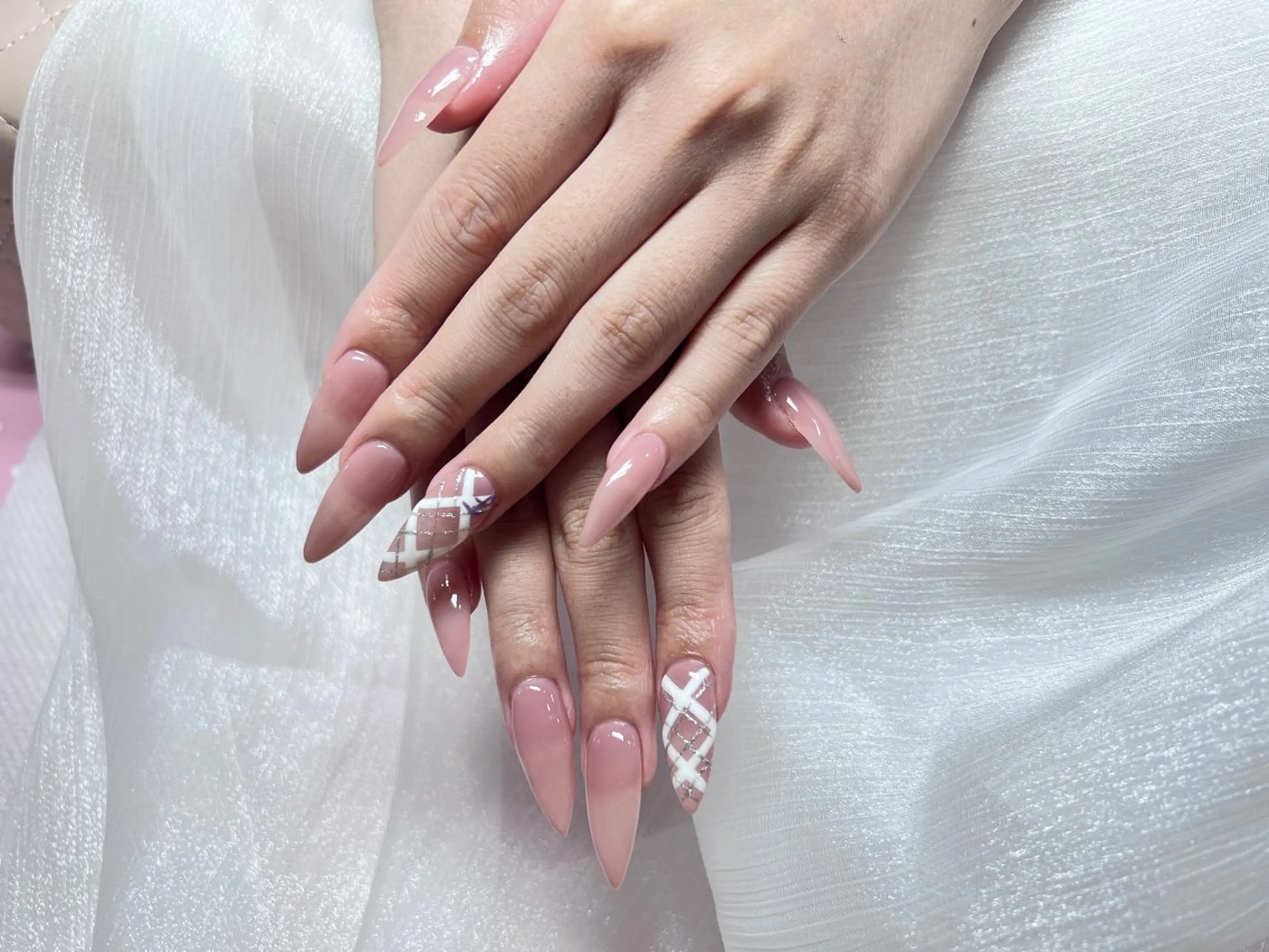 ネイル Ui_Amor (パラジェル)のネイルデザイン