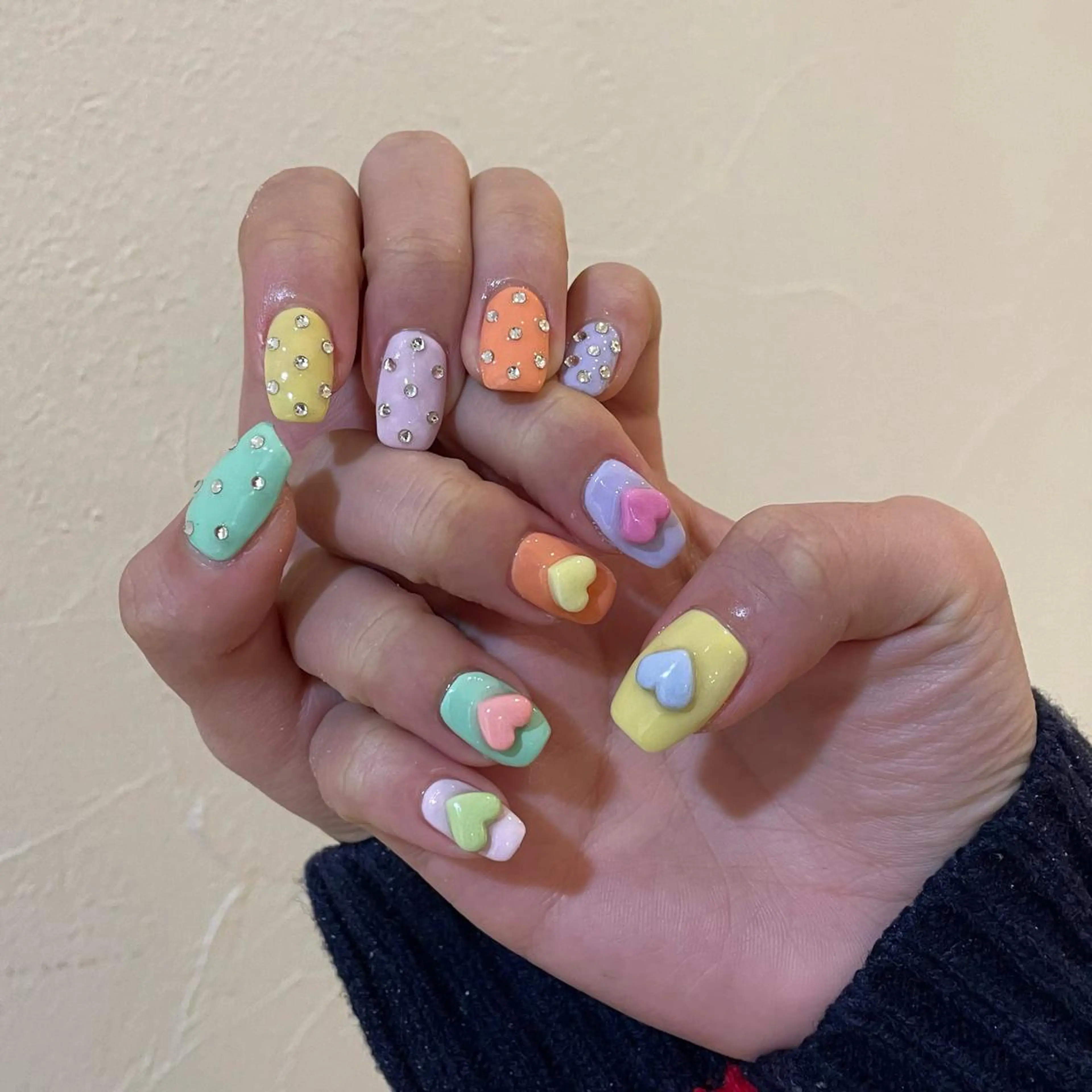 ネイル ハンドネイル 新井 ひなののネイルデザイン